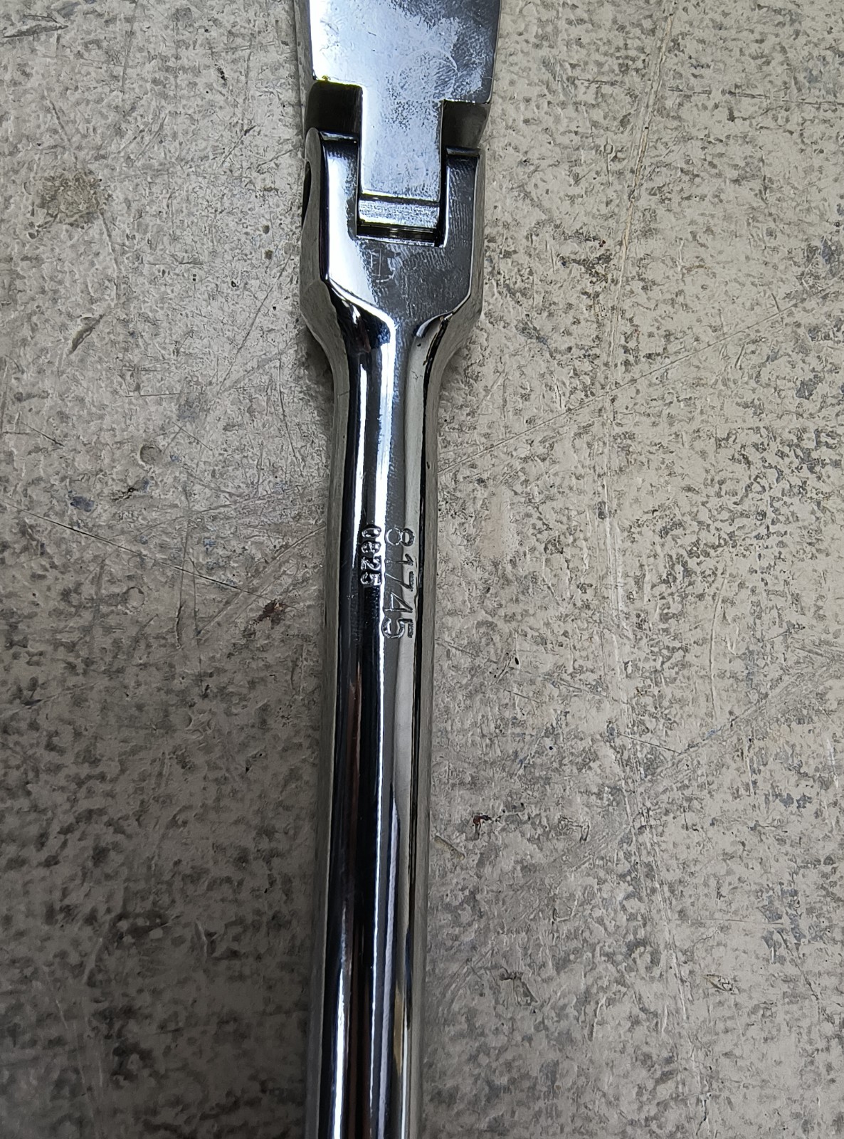 Kobalt 1/2″ Breaker Bar Ratchet 24″ Flex Head 81745 0825