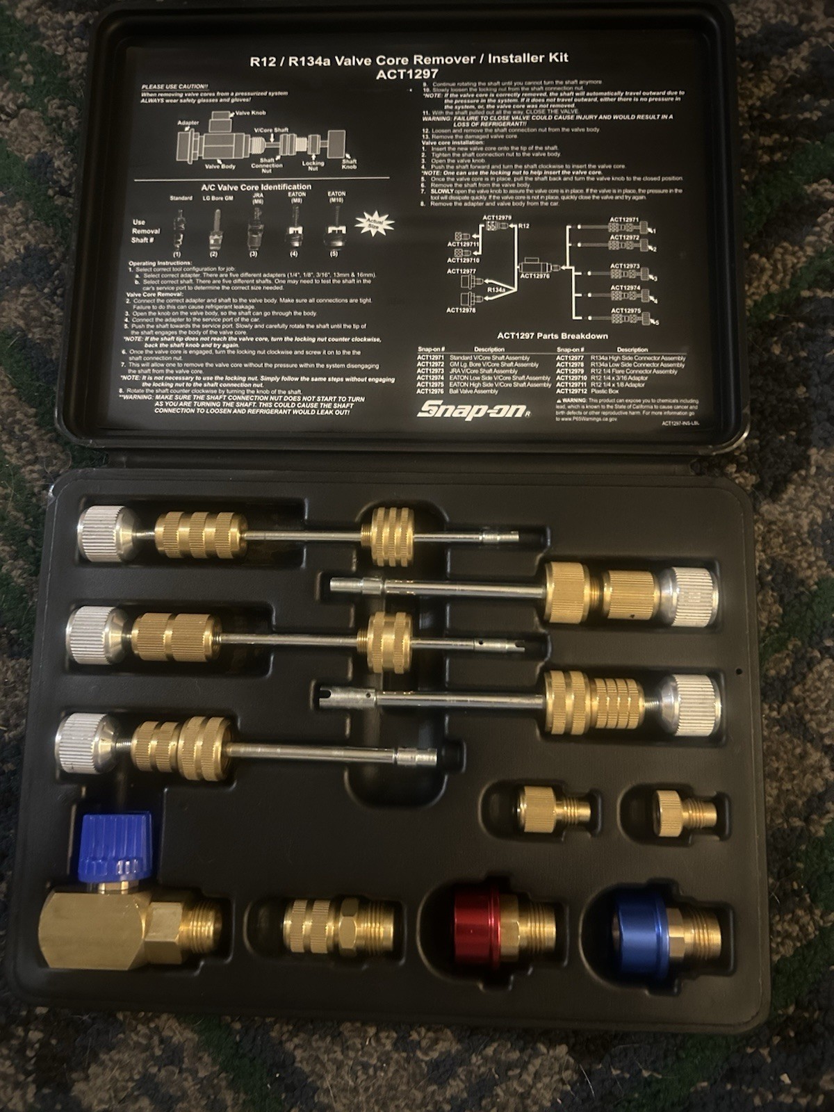 Snap On ACT1297 R12/R134a Master Kit Valve Core Remover/Installer