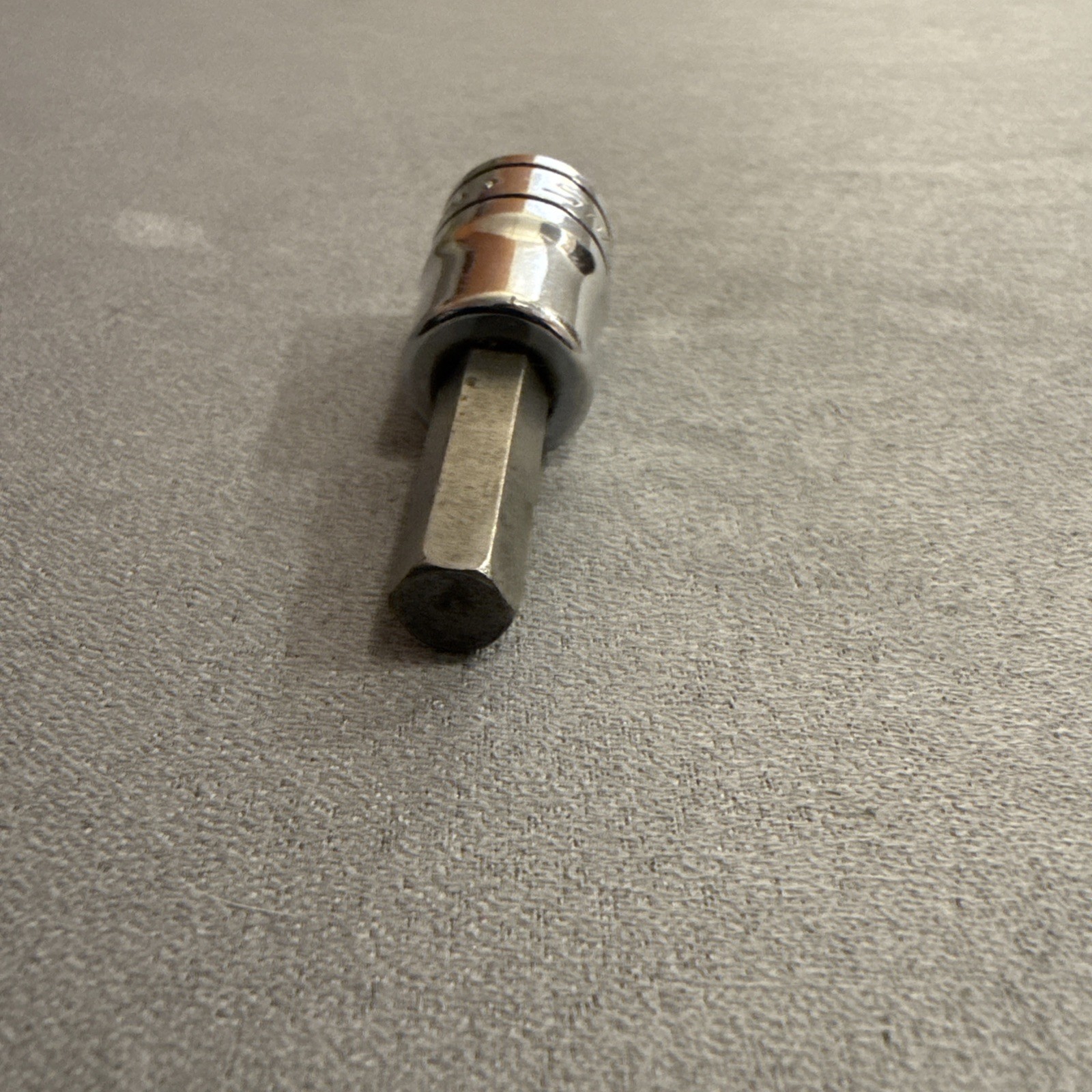 Snap-On Tools USA 3/8″ Drive 5/16″ SAE Hex Bit Chrome Socket Driver FA10E