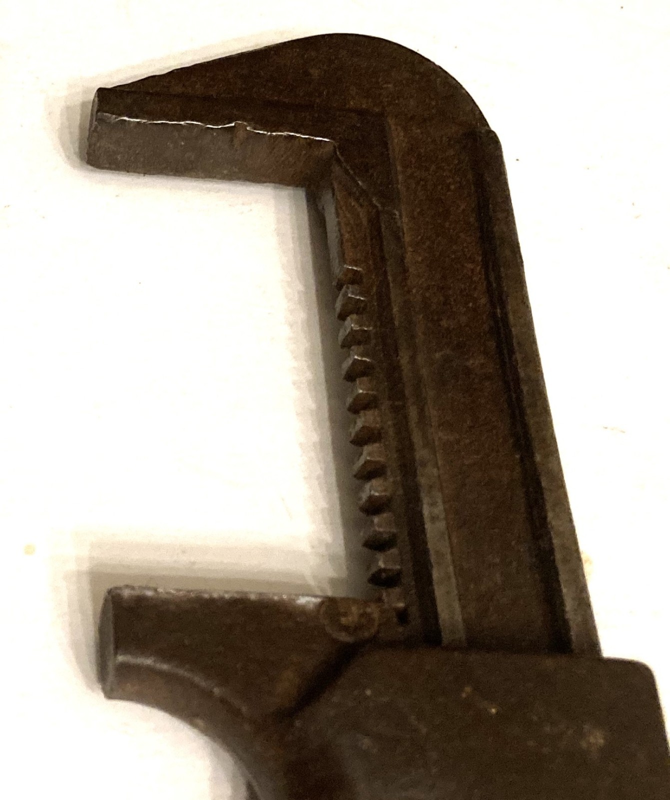 EARLY 1900’s 9-in. MONKEY WRENCH MARKED ‘AUTO’ – MADE BY THE AUTO WRENCH CO.