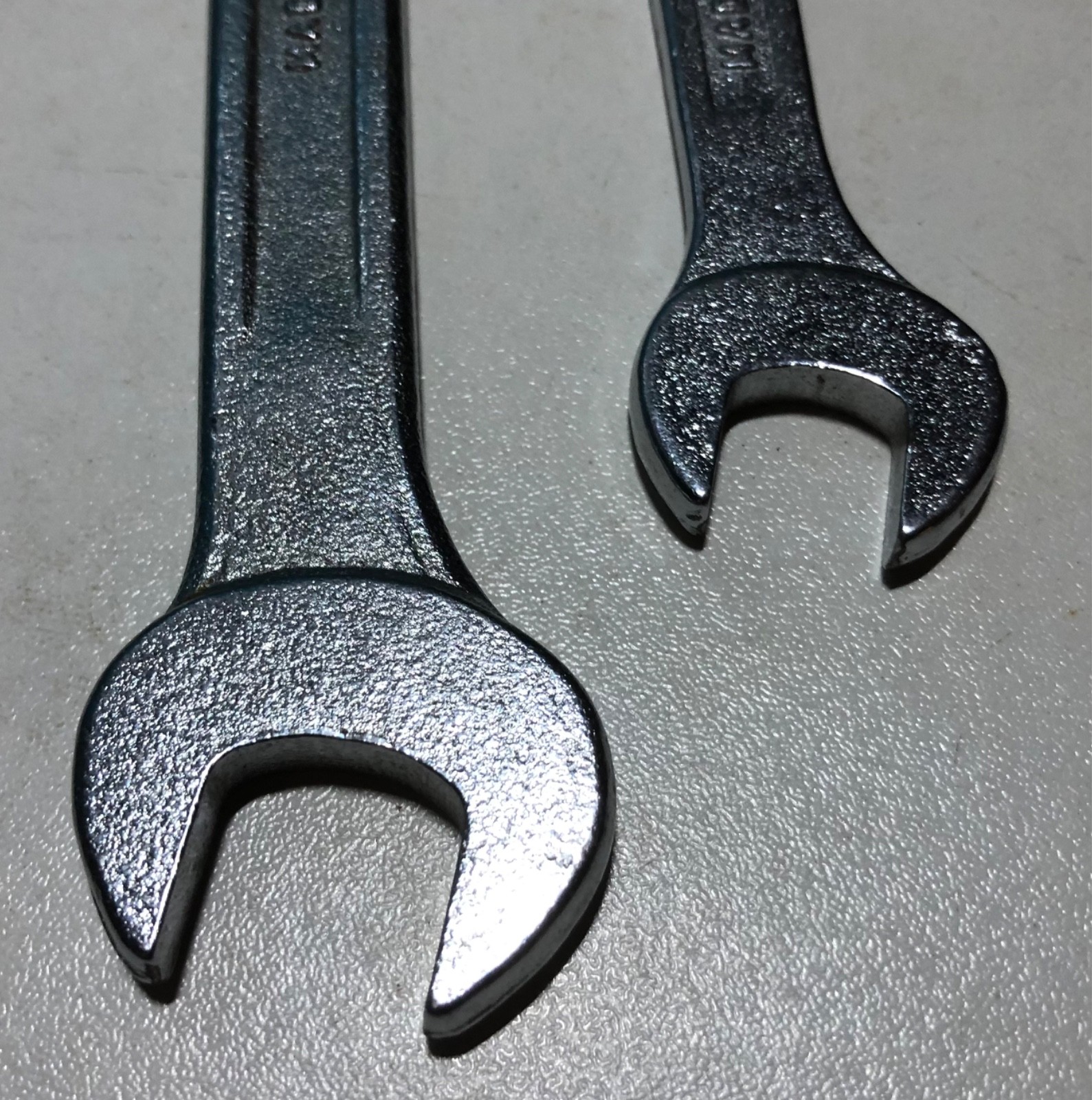 Renault vintage tool kit spanners 11-13mm and 14-17mm made in France