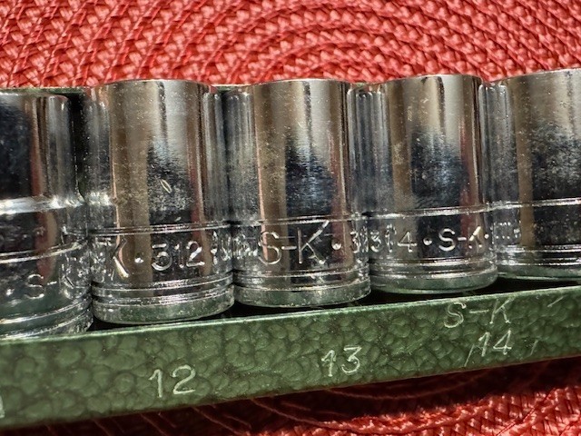 S-K Metric Socket Set 3/8″ Drive 6 Point 7 – 19mm 300 Series With Metal Case