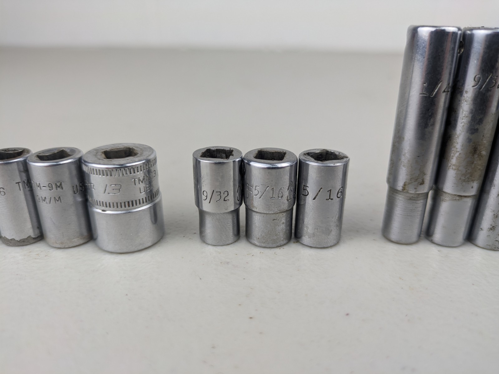 Assortment of 14 Snap On And Mac Sockets 1/4″ Drive 12 point 6 Point Used