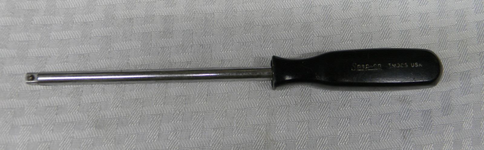 SNAP-ON 1/4″ DRIVE BLACK HARD HANDLE 9″ LONG SHANK DRIVER #TM9CS