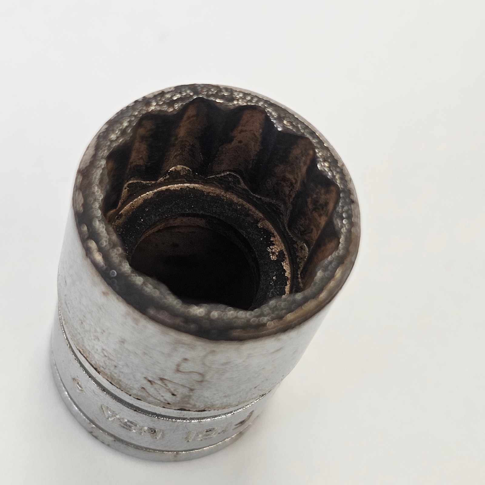 Snap On F161- 1/2 Inch Chrome- 3/8 Drive -12 Point Shallow Socket