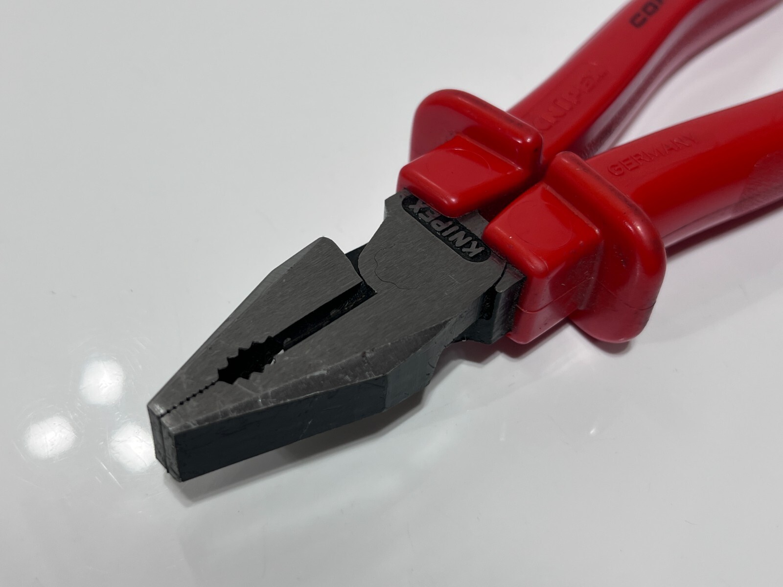 Cornwell KNIPEX AE-KN 0202-8E Insulated High Leverage Cutting & Gripping Pliers