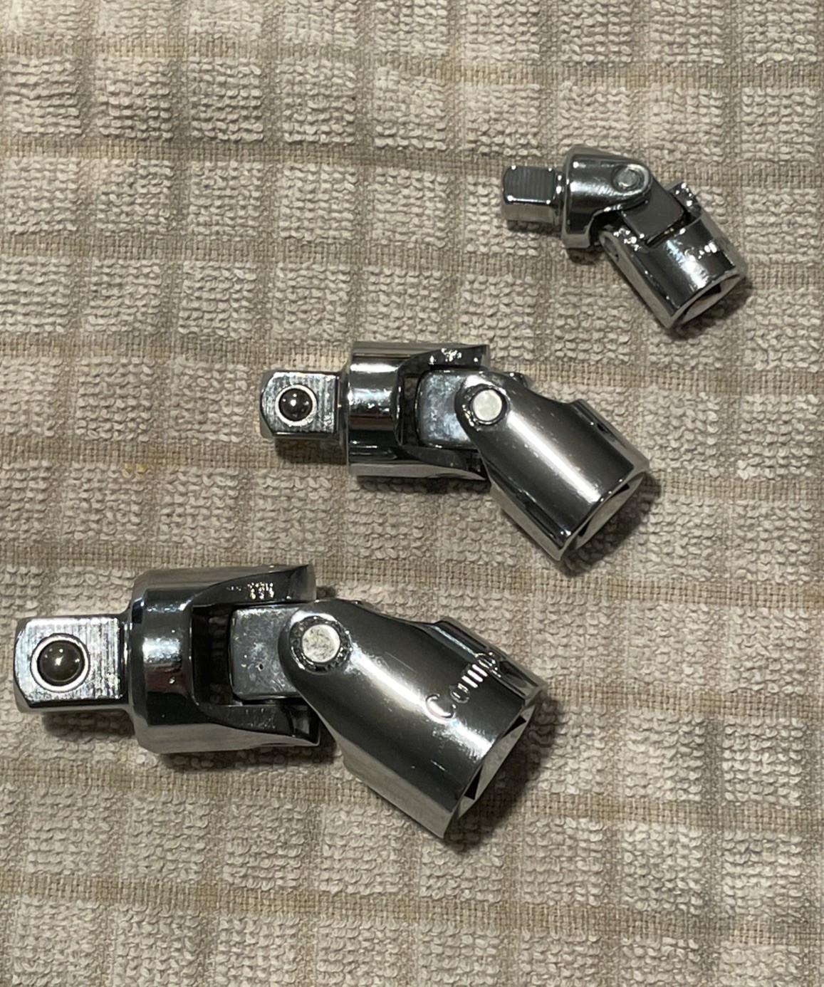Companion 3pc Universal Joint Set – 1/4″, 3/8″, 1/2″ Drives, Plus Others