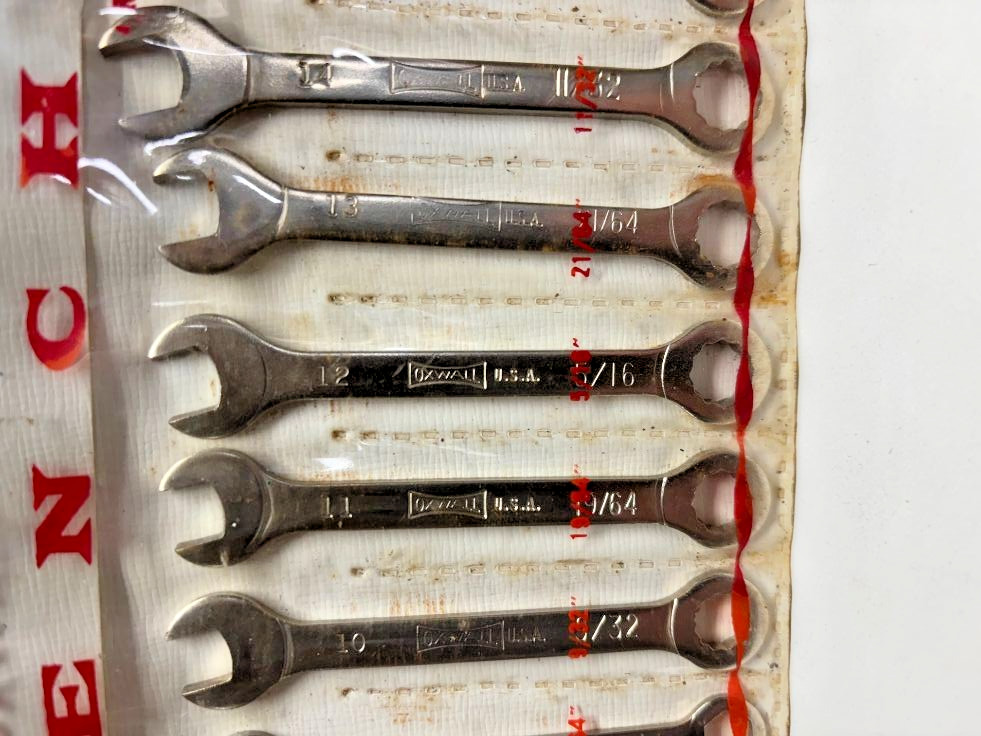 Vintage Oxwall #3972 ~ 14 Piece Box & Open Wrench Set SAE ~ E-Z HANG-UP KIT