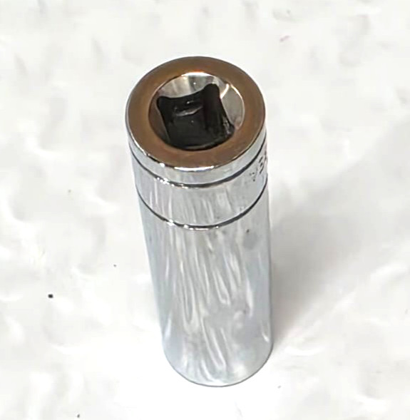 MATCO TOOLS «SILVER EAGLE» AD10M6SEA, 10MM. SOCKET, 2″ DEEP, 6 POINT.