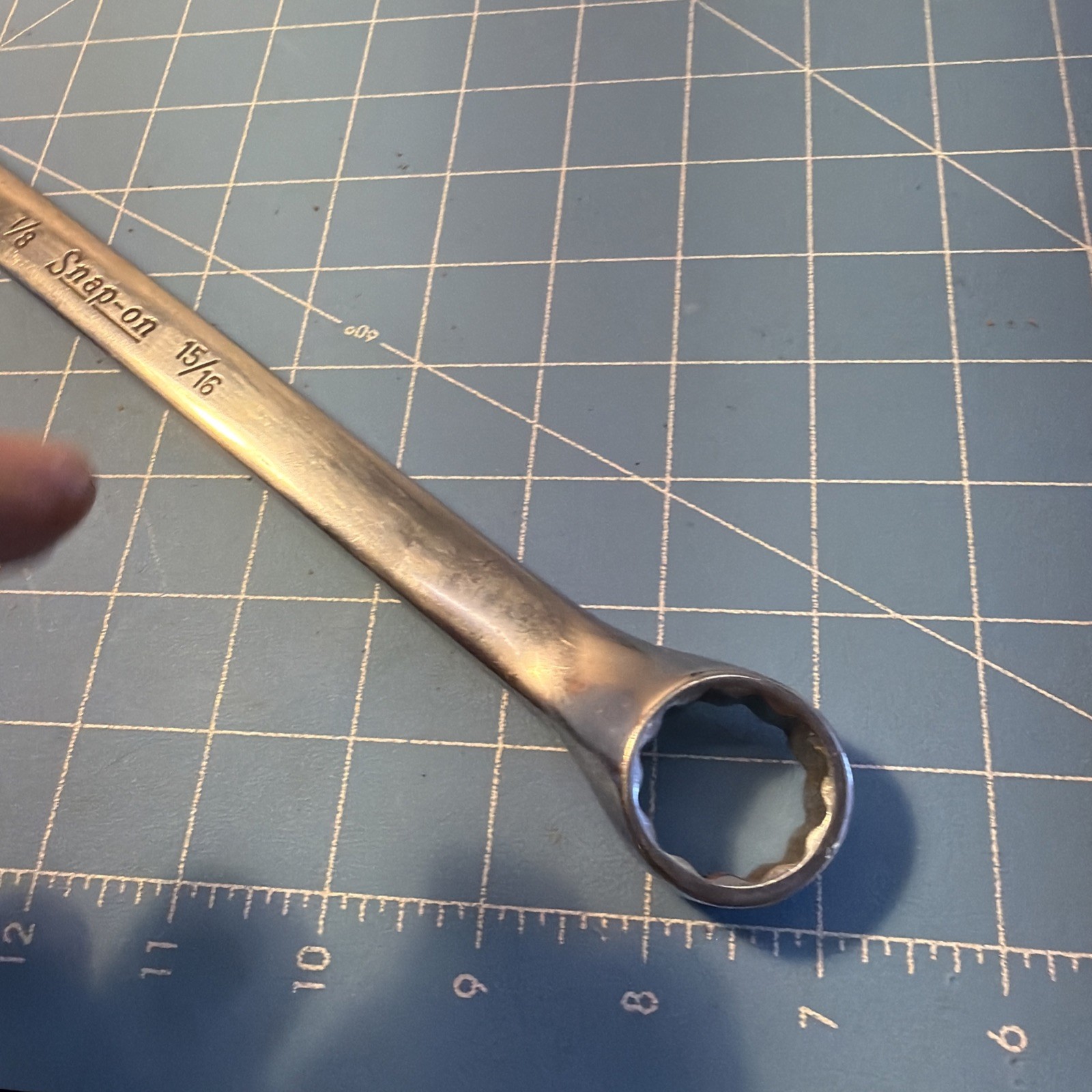 SNAP ON – XB2830 – 7/8 – 15/16 OFFSET DOUBLE BOX END WRENCH Underlined Log
