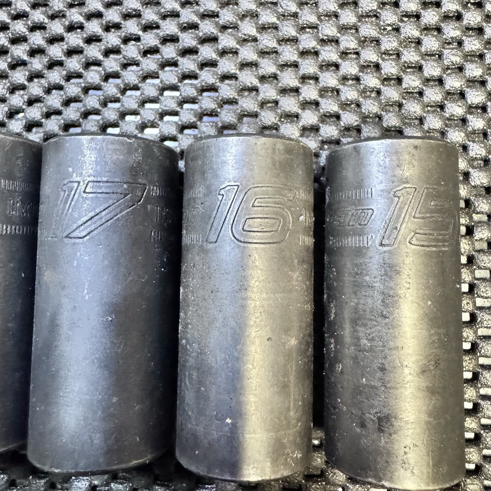 Snap-on Tools 1/2″ 6-POINT Metric 15mm-20 Mm Impact Socket IMMS150-IMMS200