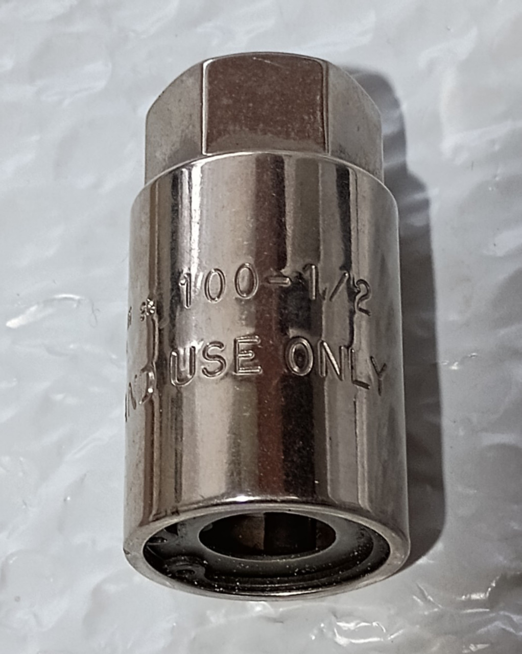 AST TOOLS USA, 100-1/2, 1/2″ DRIVE, 1/2″ STUD PULLER/REMOVER.