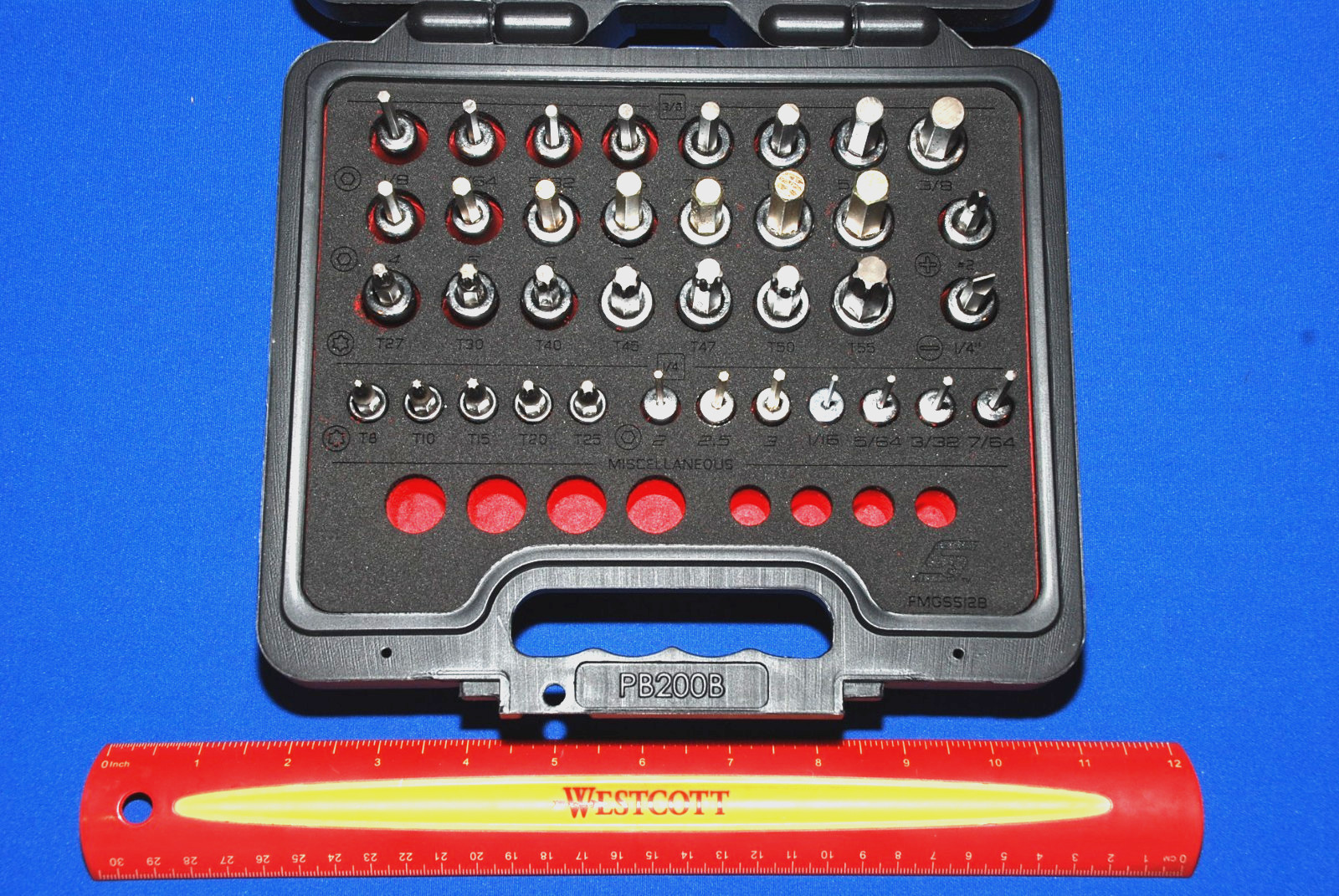 Snap-on NEW 36 Piece 1/4″ & 3/8″ Drive Metric & SAE Combination Bit Socket Set