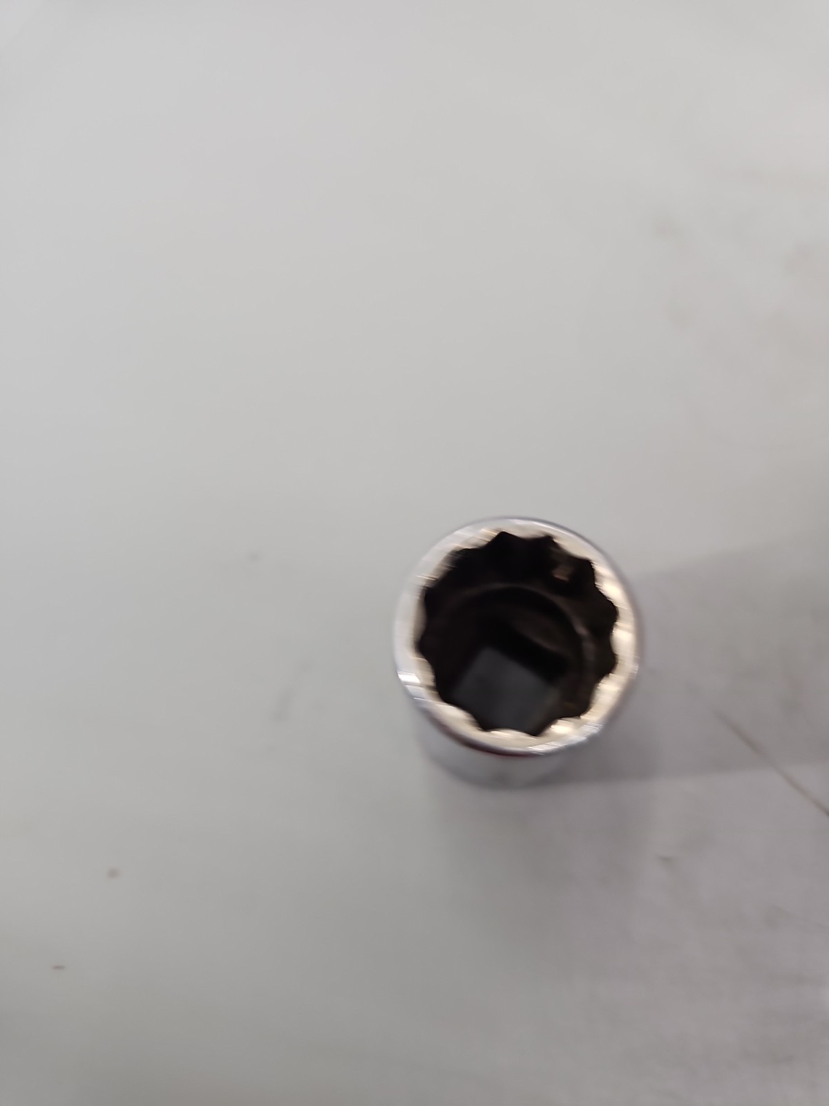 Snap On – 1/2″ Drive SW-261 13/16″ 12Pt SAE Shallow Chrome Socket – SW261