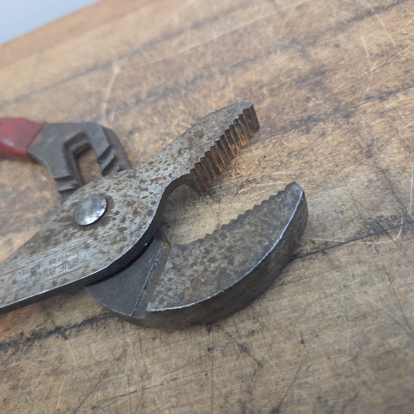 Blue Point Tools CHN430 10″ Tongue in Groove Pliers Used