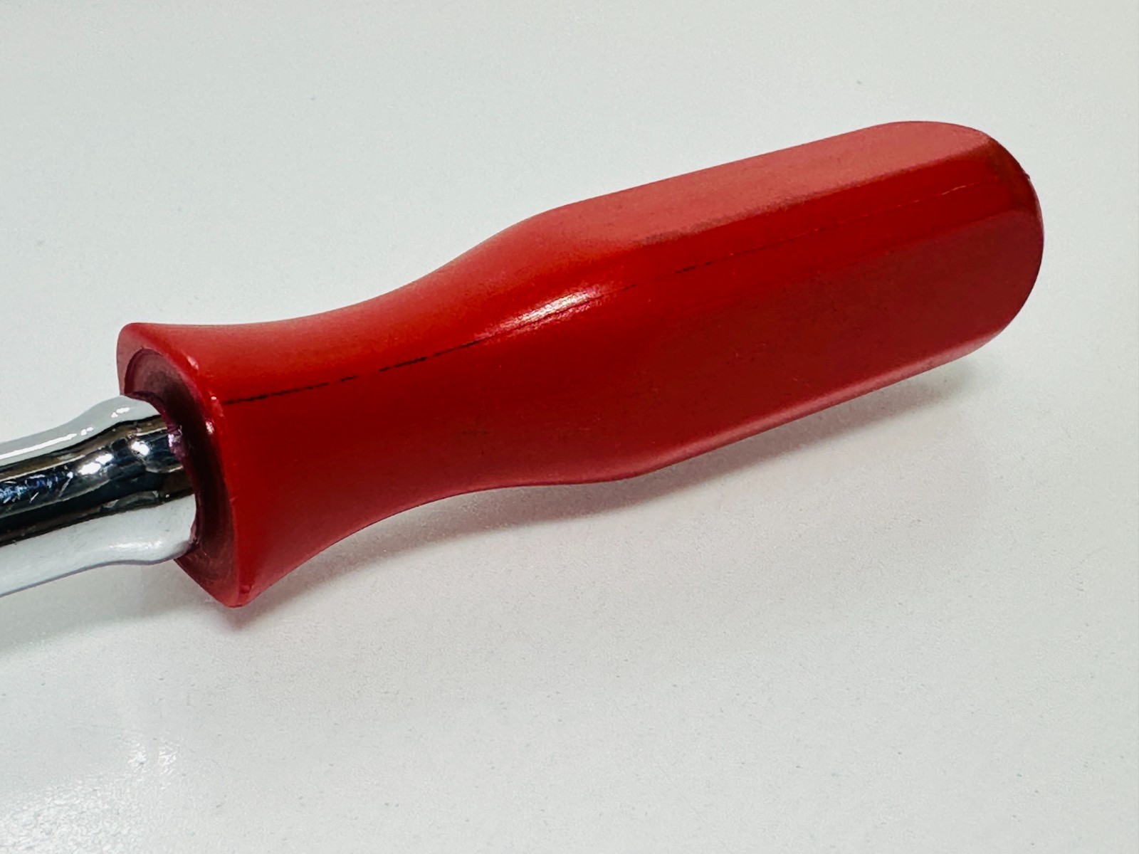 🇺🇸 MAC Tools USA XR8FPA 3/8″ Drive Flex Head Ratchet, Red Hard Handle