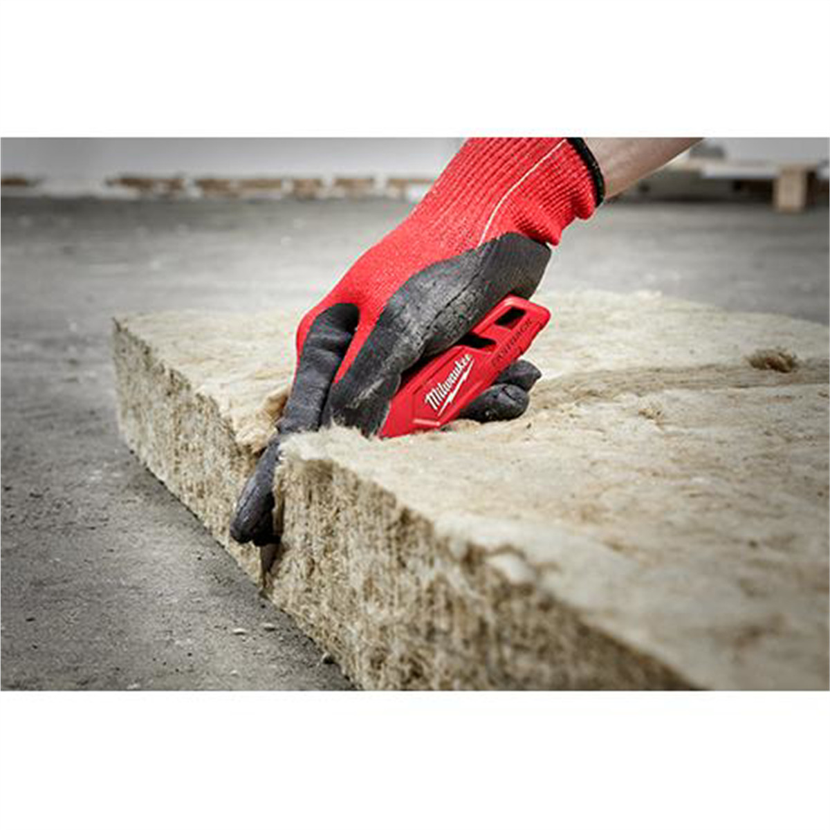 Milwaukee Tool 100 PC General Purpose Utility Blades w/ Dispenser