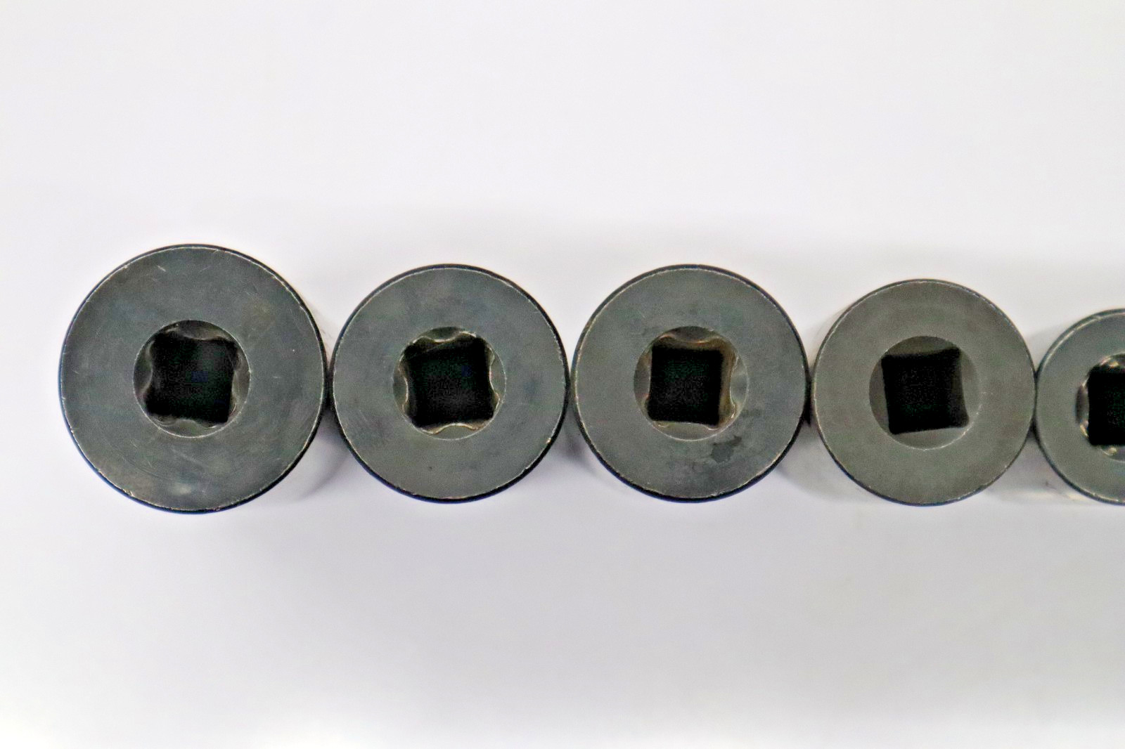 Mixed Lot of 28pc. 1-1/4″ – 1/8″ 6pt Impact Sockets Matco, Kobalt & Blackhawk