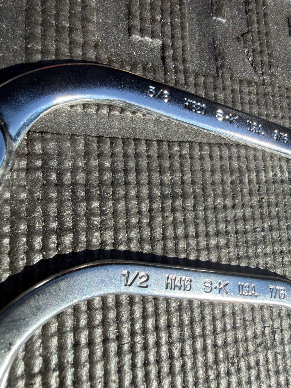 Rare SK Tools USA 2pc Obstruction Distributor Crescent Moon Wrenches H1600 H1820