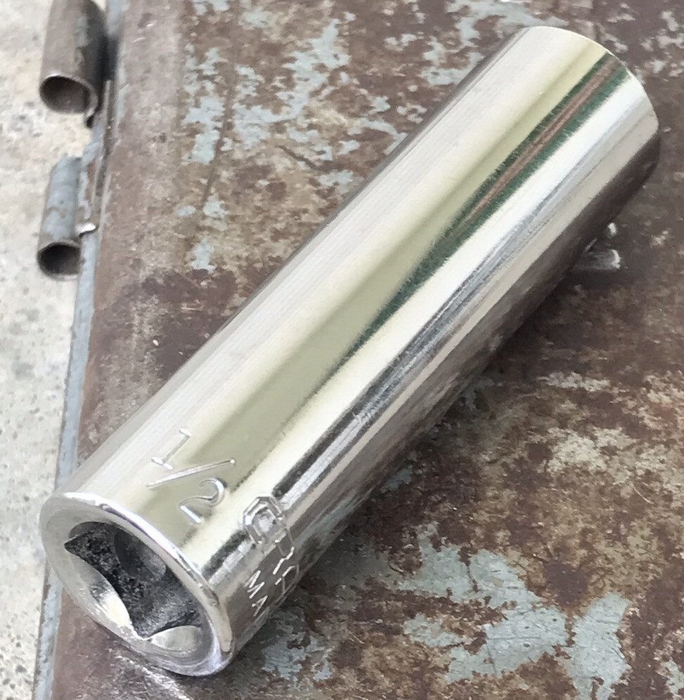 Craftsman USA 3/8″ Drive 1/2” Deep 12 Point Chrome Socket -G-