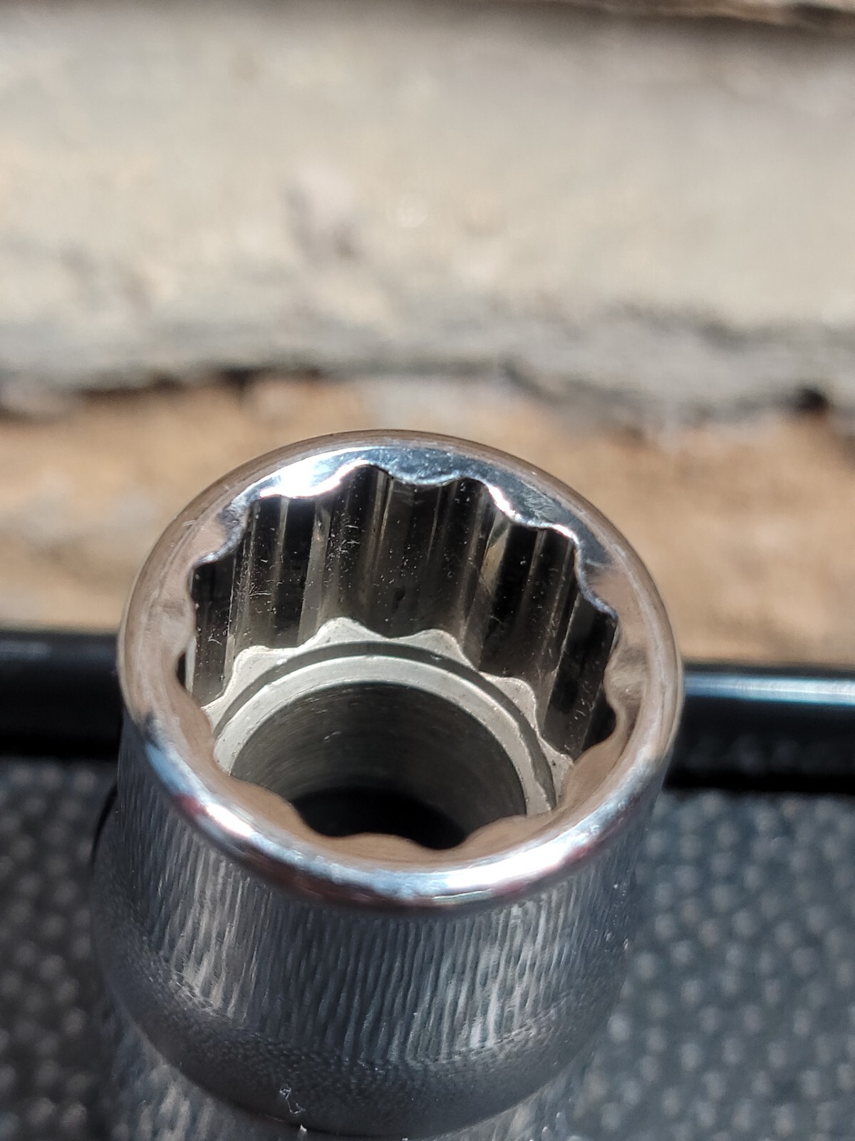 Snap-on Tools SWM141A 14mm 1/2″ Drive Metric 12-Point Shallow Socket Chrome USA