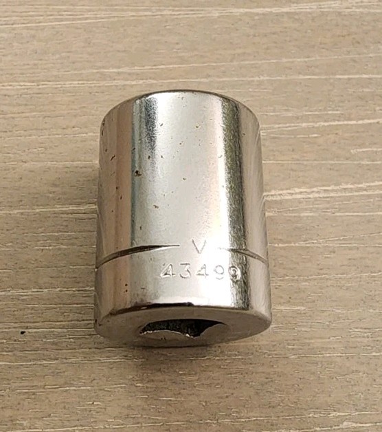 Craftsman USA 1/2″ Socket 6 Point 1/4″ Drive V 43499 (Single Line)