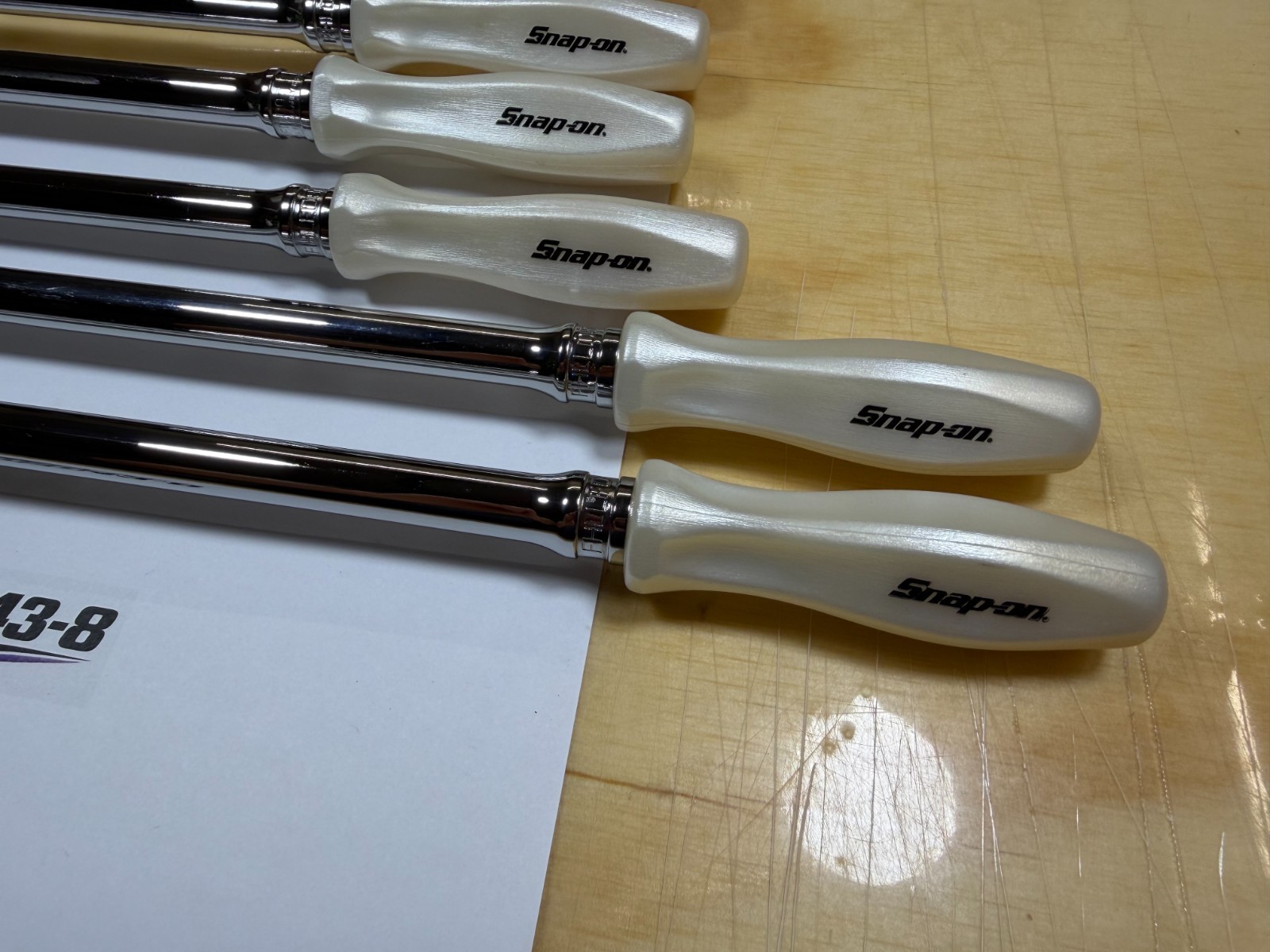 Snap-on Tools NEW RARE PEARL WHITE 8pc 3/8″ Drive Hard Grip Master Ratchet Set