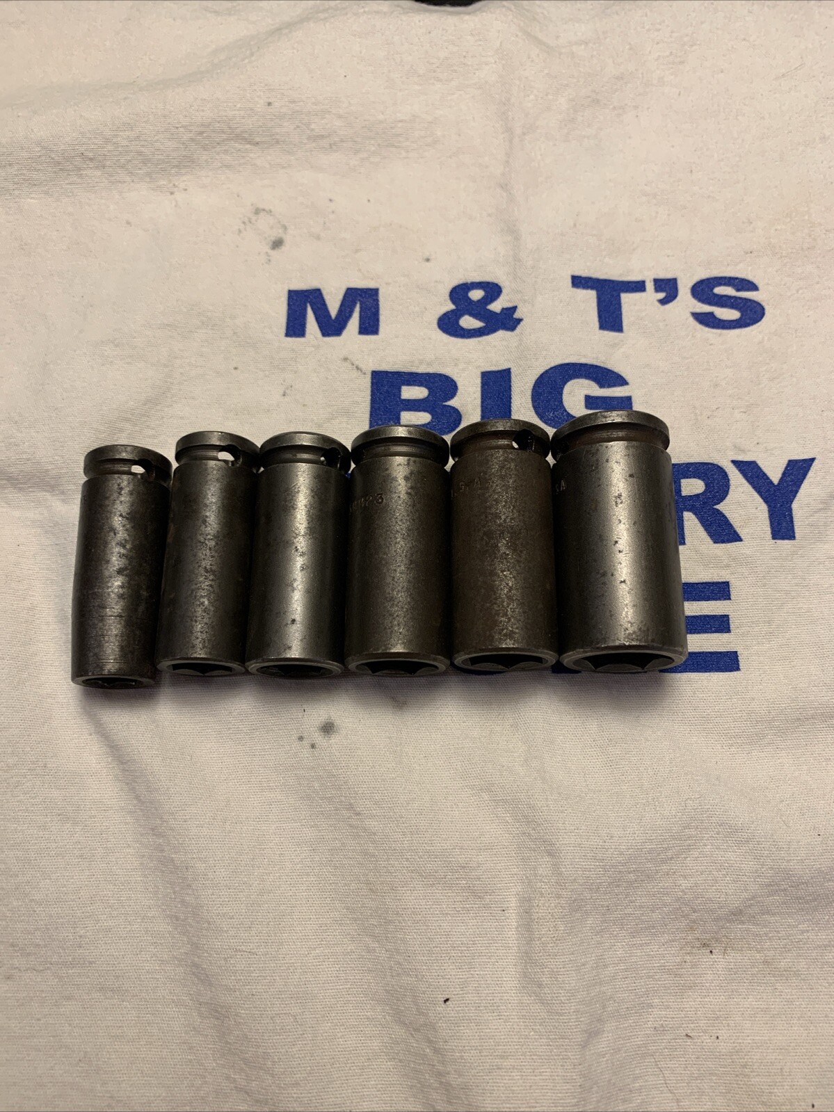 APEX Tools USA 3/8″ Drive 6pt 6pc 10-17mm Metric Impact Sockets