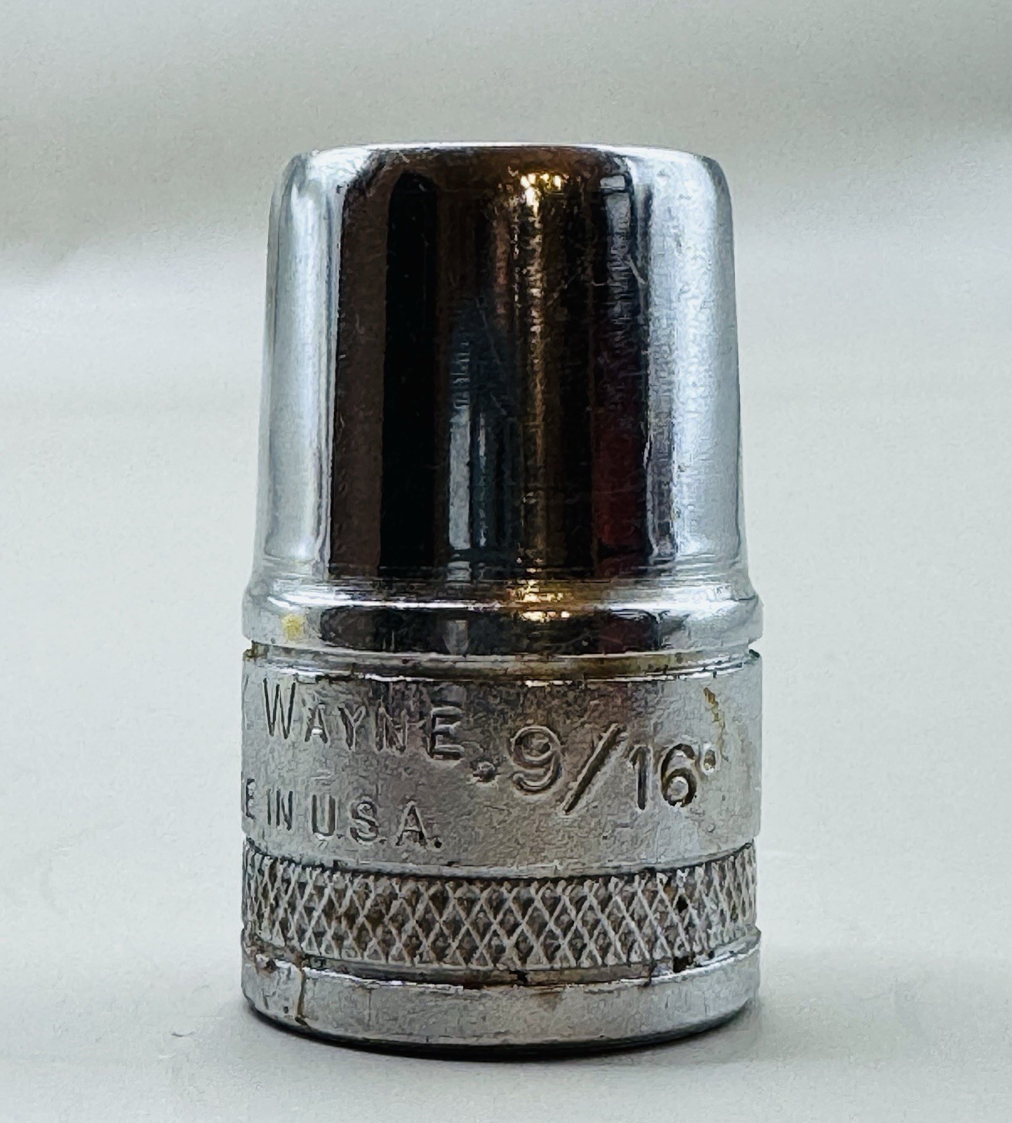 Vintage SK Tools Wayne 9/16″ Chrome Socket 1/2″ Drive 6-Point Socket 40118