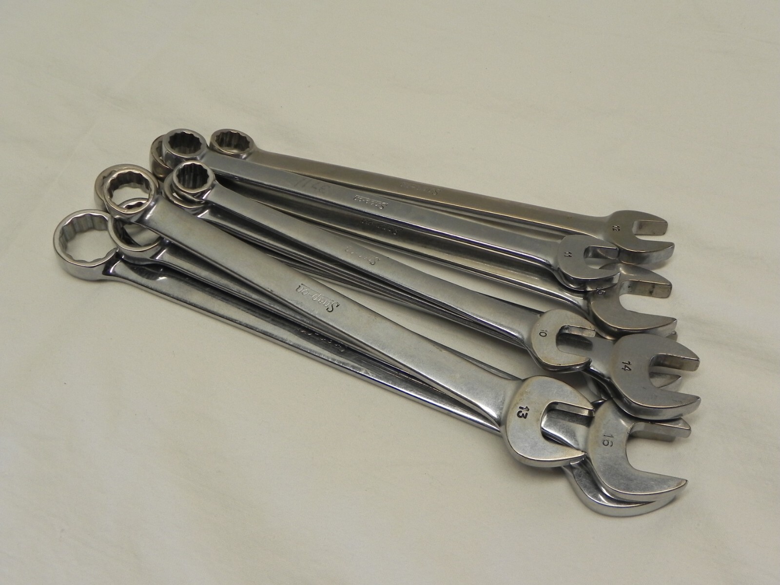 Snap-On 9 Piece 12-Point Metric Flank Drive Combination Wrench Set (10mm-18mm)