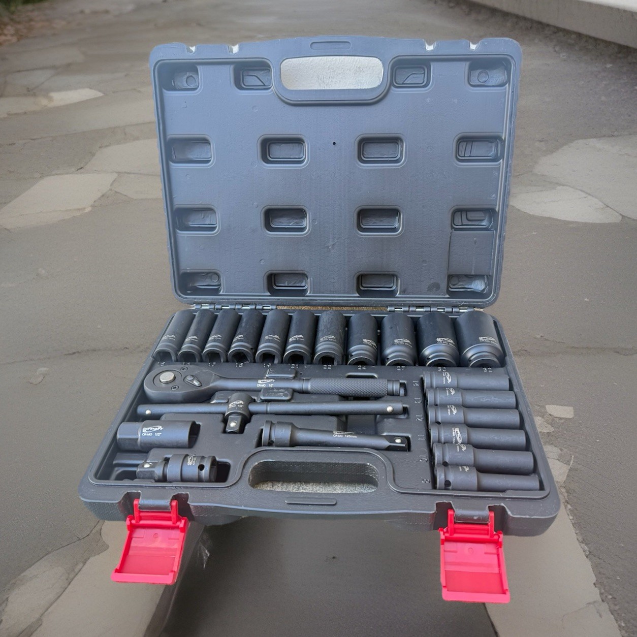 23pcs 1/2″ Drive 12 Point Metric Deep Impact Socket Set & 72-Tooth Ratchet Cr-MO