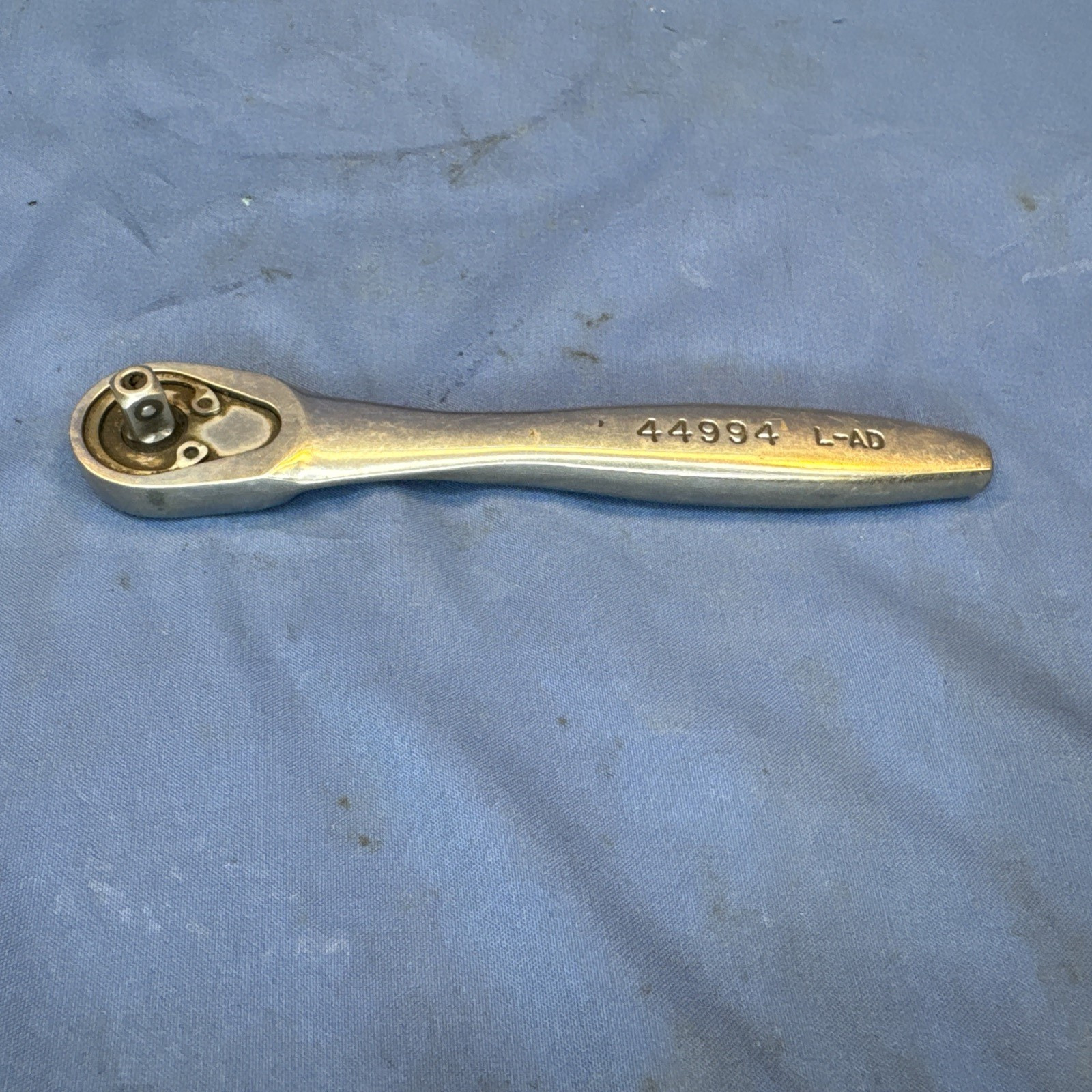 Craftsman 1/4″ Drive Thin Profile Ratchet 84 Tooth 44994 L-AE