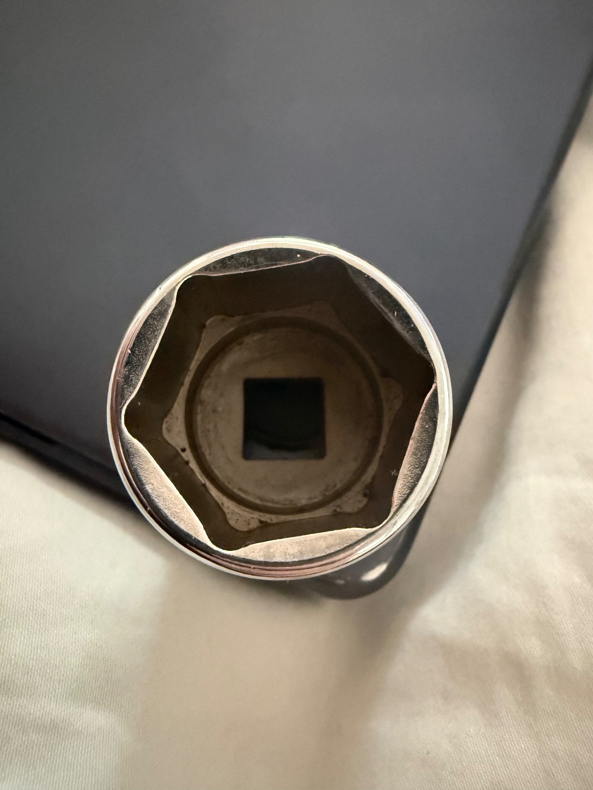 MINT SNAP ON TOOLS USA 3/8″ Drive 7/8″ SAE 6 Point Shallow Chrome Socket FS281