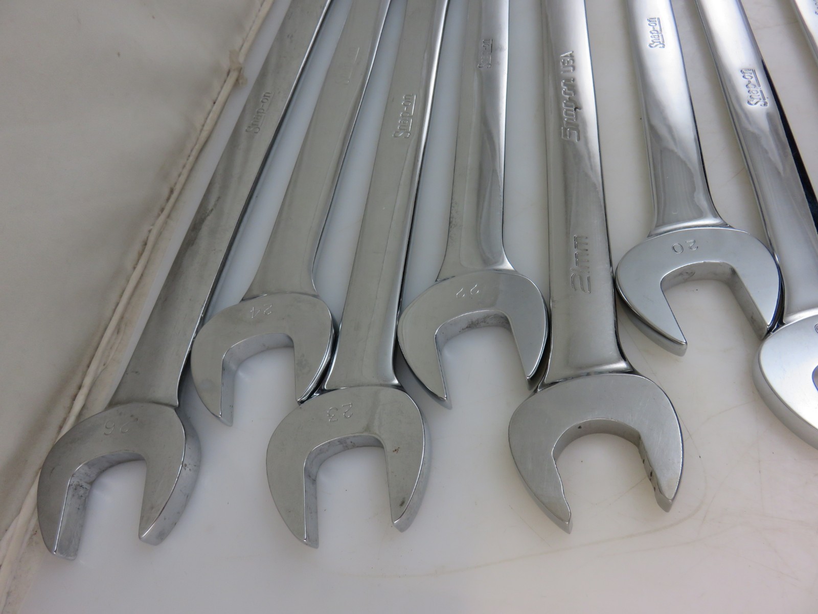 Snap-On METRIC OEXM Series Combination Wrench 18pc Set 8mm-24mm + 26mm