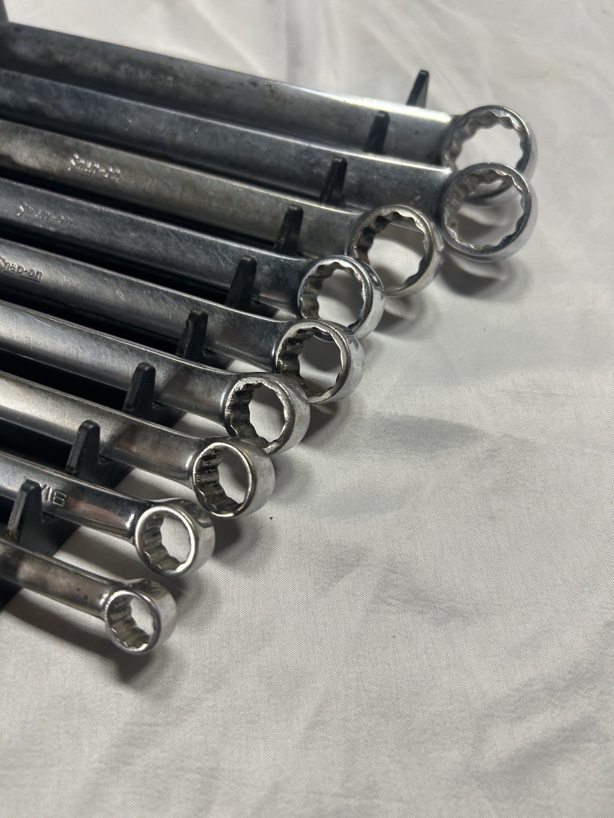 Snap-On OEX711B – 9 Pc – 12pt SAE Flank Drive Wrench Set 3/8″ to 15/16”