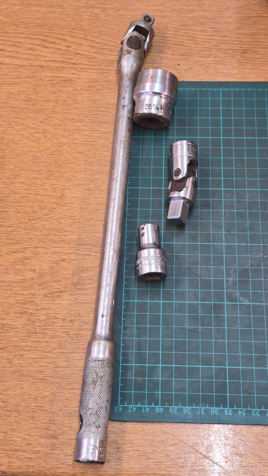 Joblot metric and imperial sockets, bedford, gedore etc – used