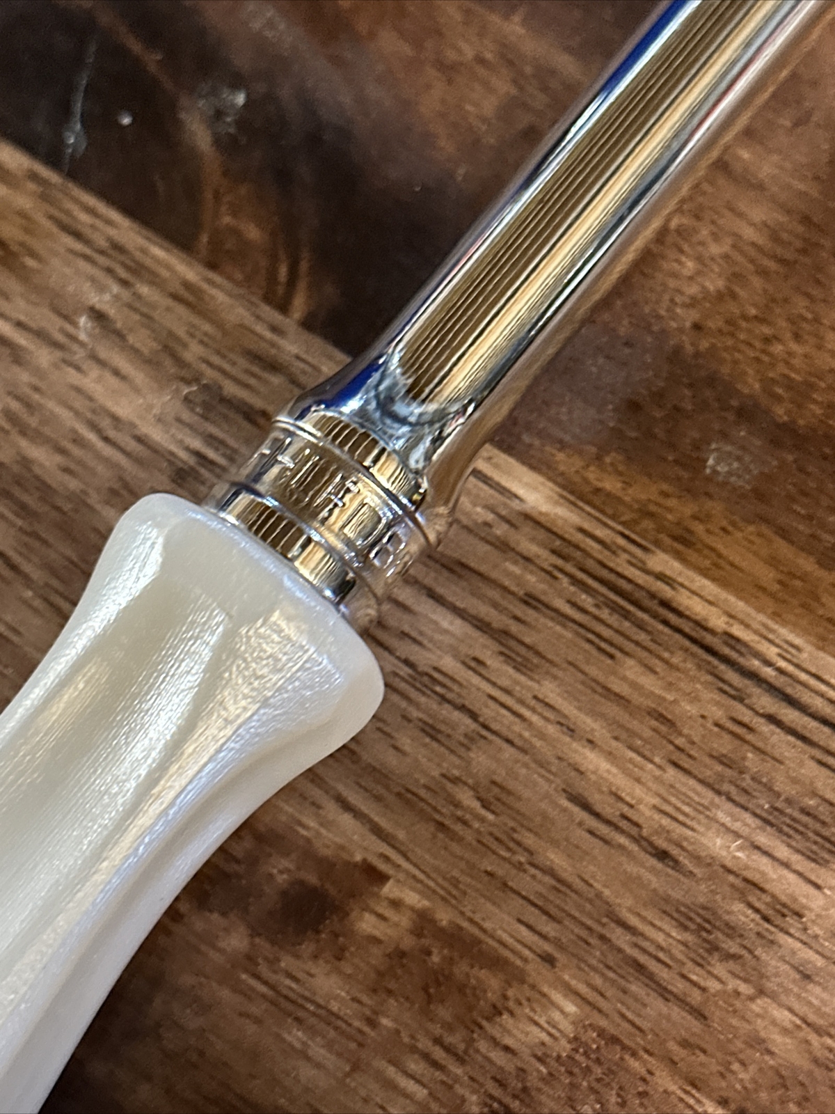 *RARE* NEW Snap On 3/8″ FHLFD80 PEARL WHITE Handle Ratchet FREE PRIORITY SHIPPIN