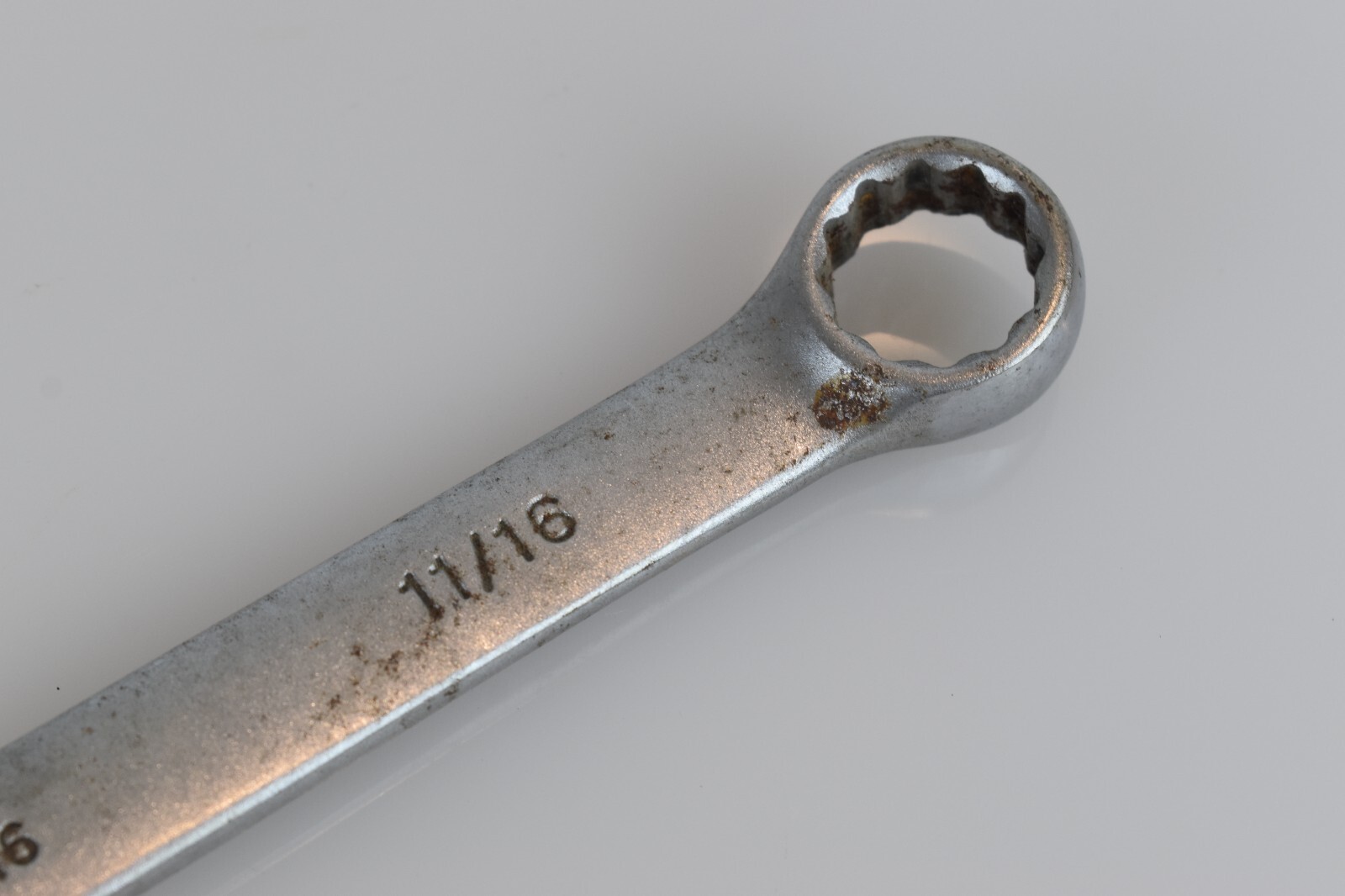 Blue Point Tools BLPCW1116 11/16″ SAE Combination Wrench 12 Point Brushed Chrome