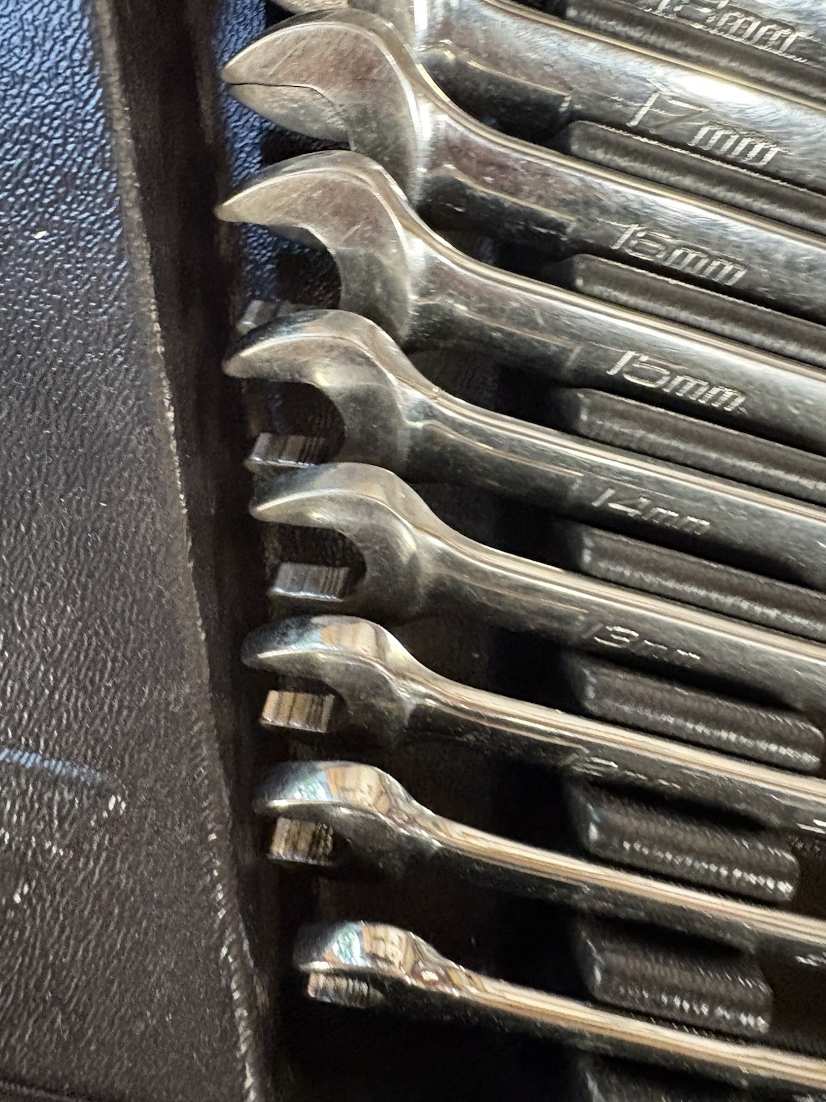 Snap-on 10pc 10-19mm Reversible Metric Ratcheting Wrench Set SOXRRM710A