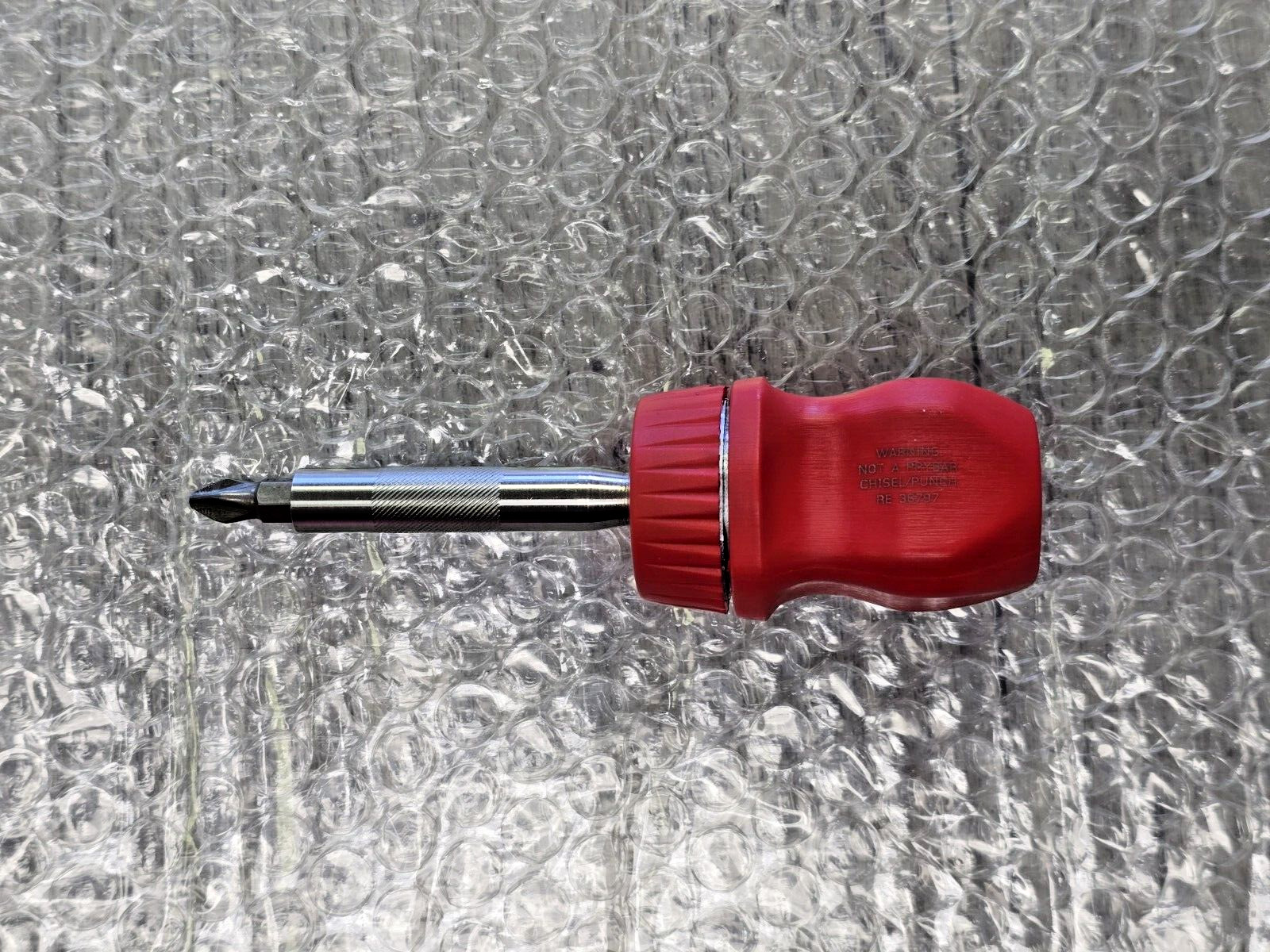 Snap On RED NEW SSDMR1AR ratcheting stubby hard handle screwdriver Phillips bit
