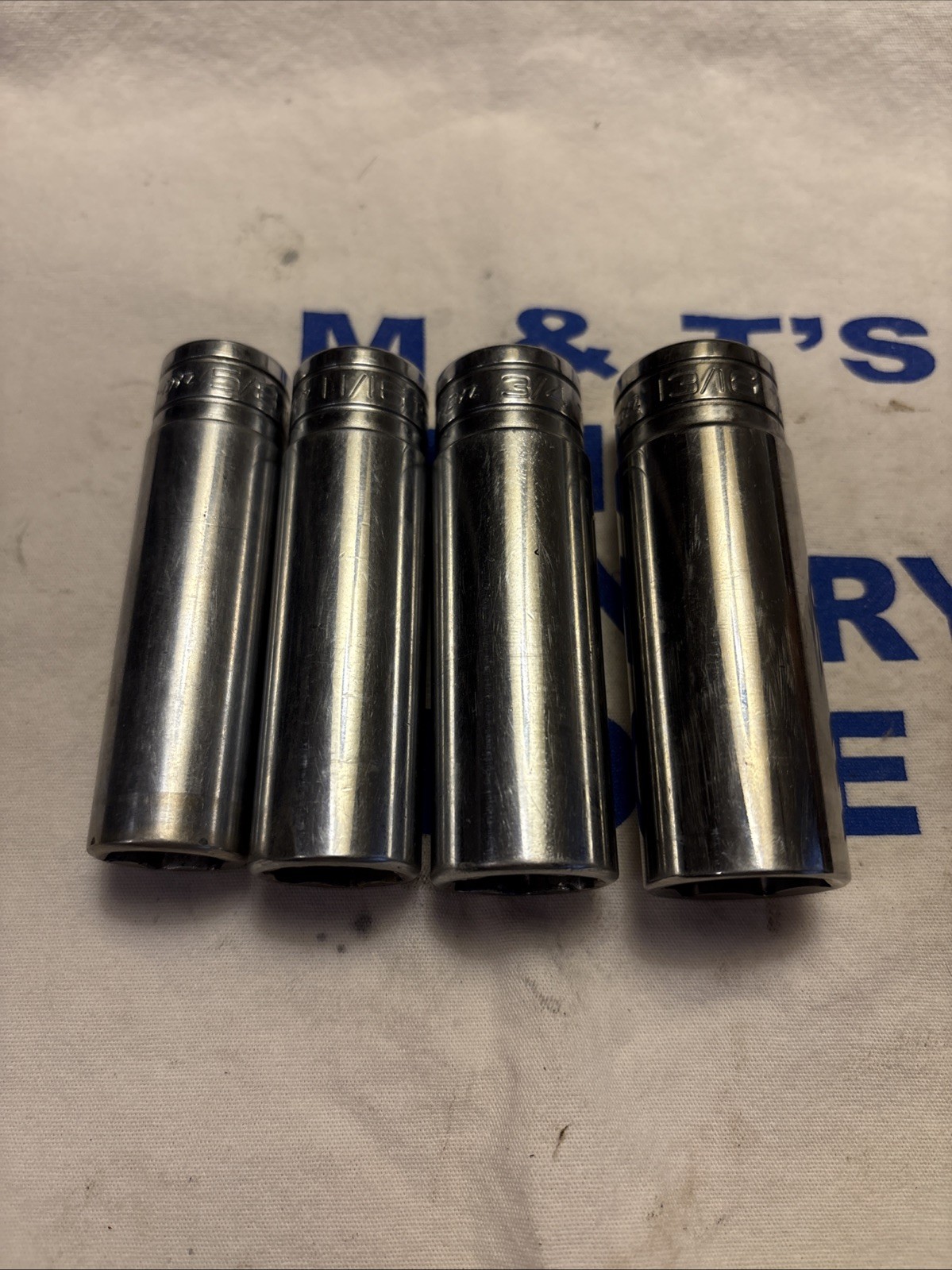 Snap-on Tools USA 1/2″ Drive 4pc 6pt SAE Deep Chrome Socket Set TS201-TS261