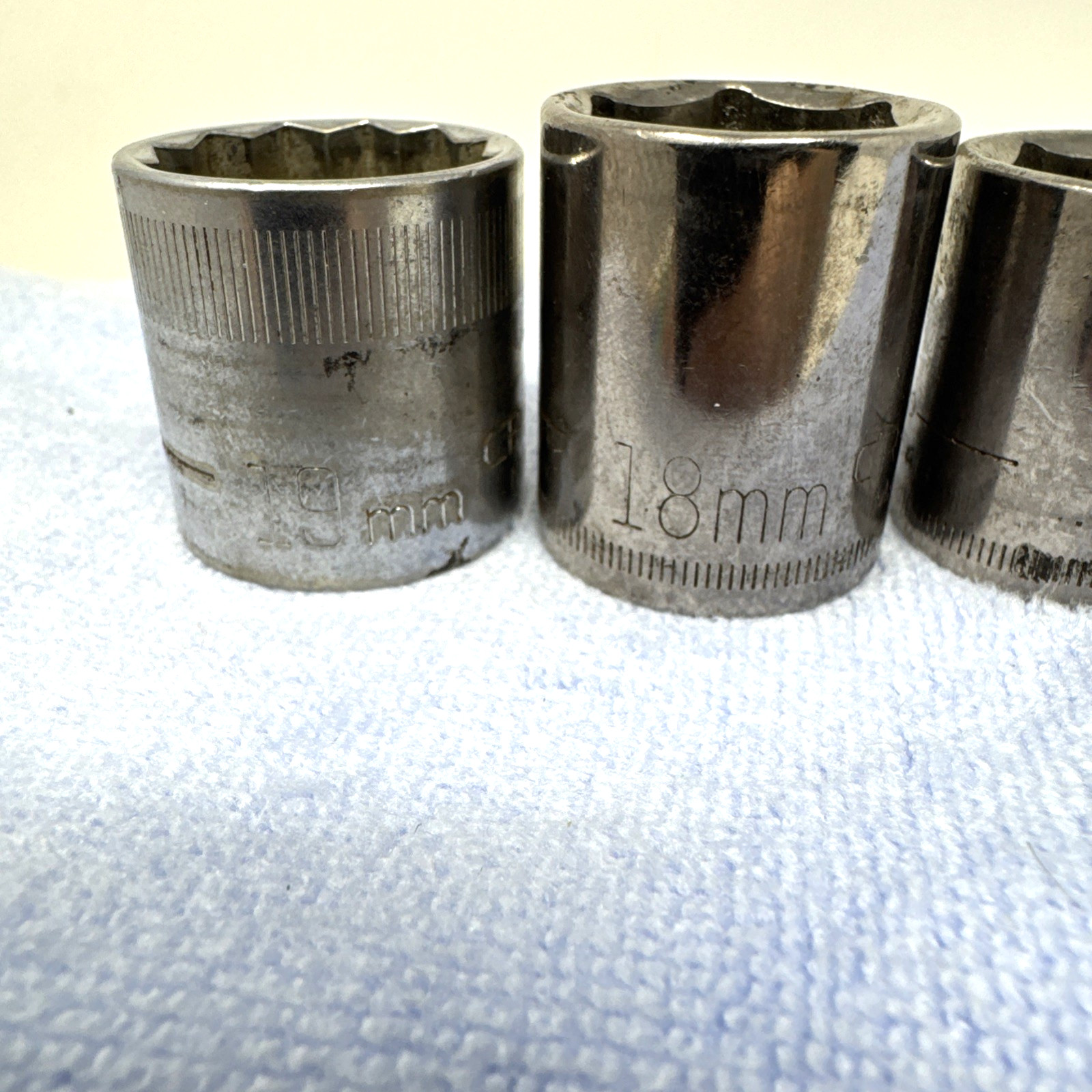 Craftsman Socket Set 3/8” Drive 8mm-19mm 6pt and 12pt lot of 12