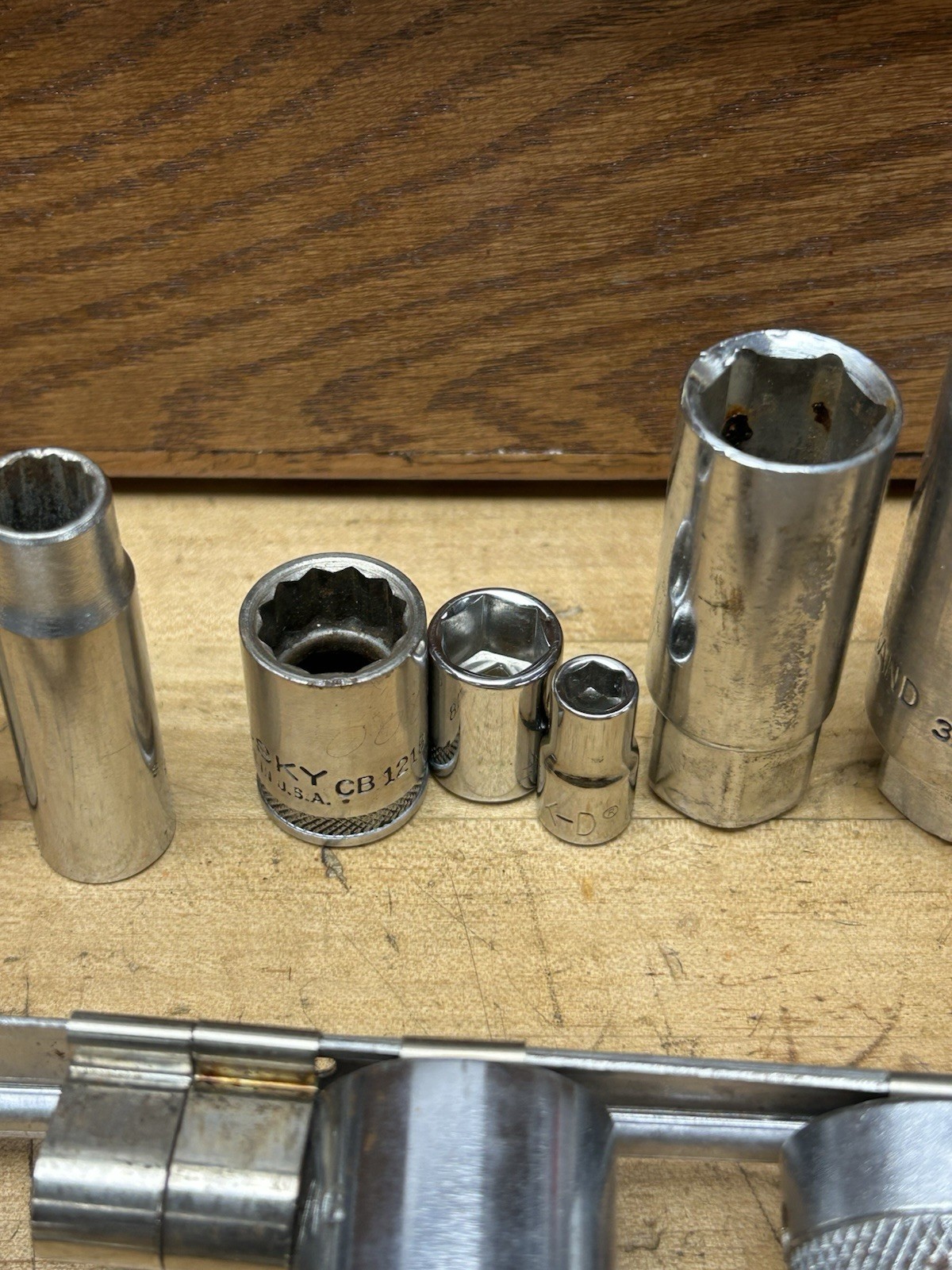 Lot of Assorted Sockets SAE & Metric Mixed Brands Various Drives, Mostly USA