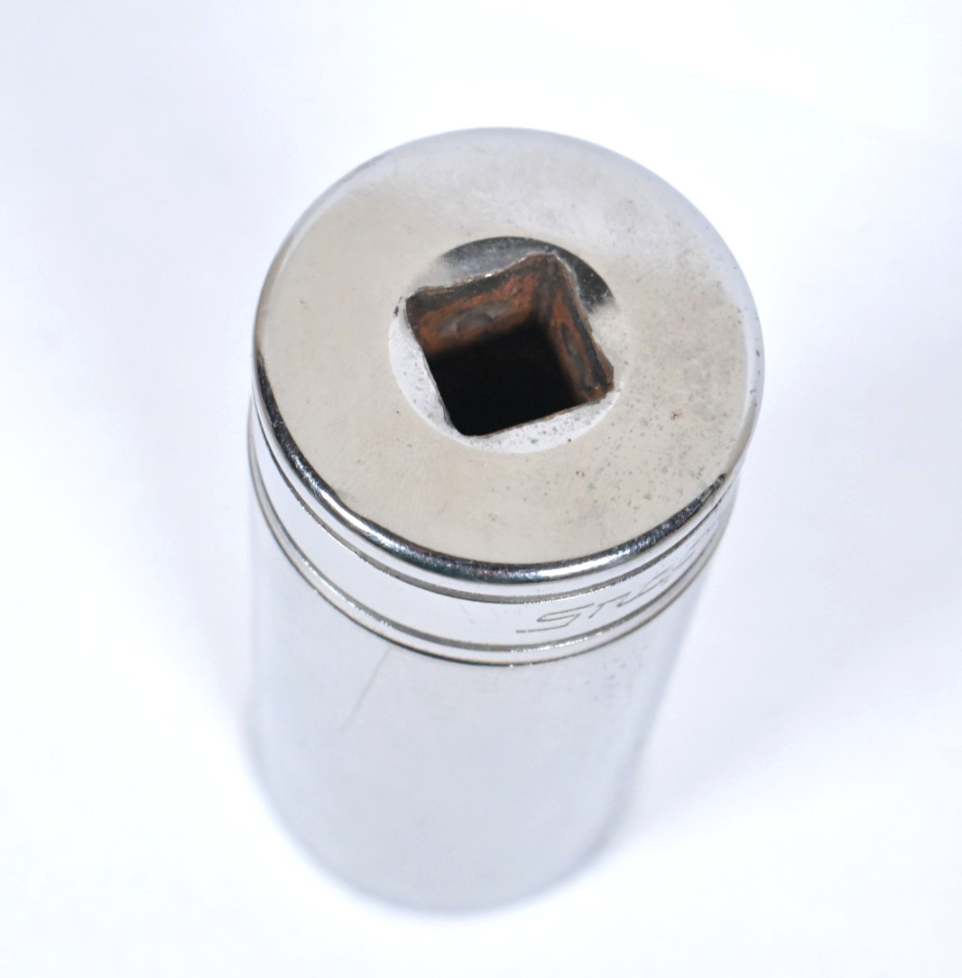 Snap-On SFS301 15/16″ SAE 3/8″ Drive 6-Point Deep Socket Chrome