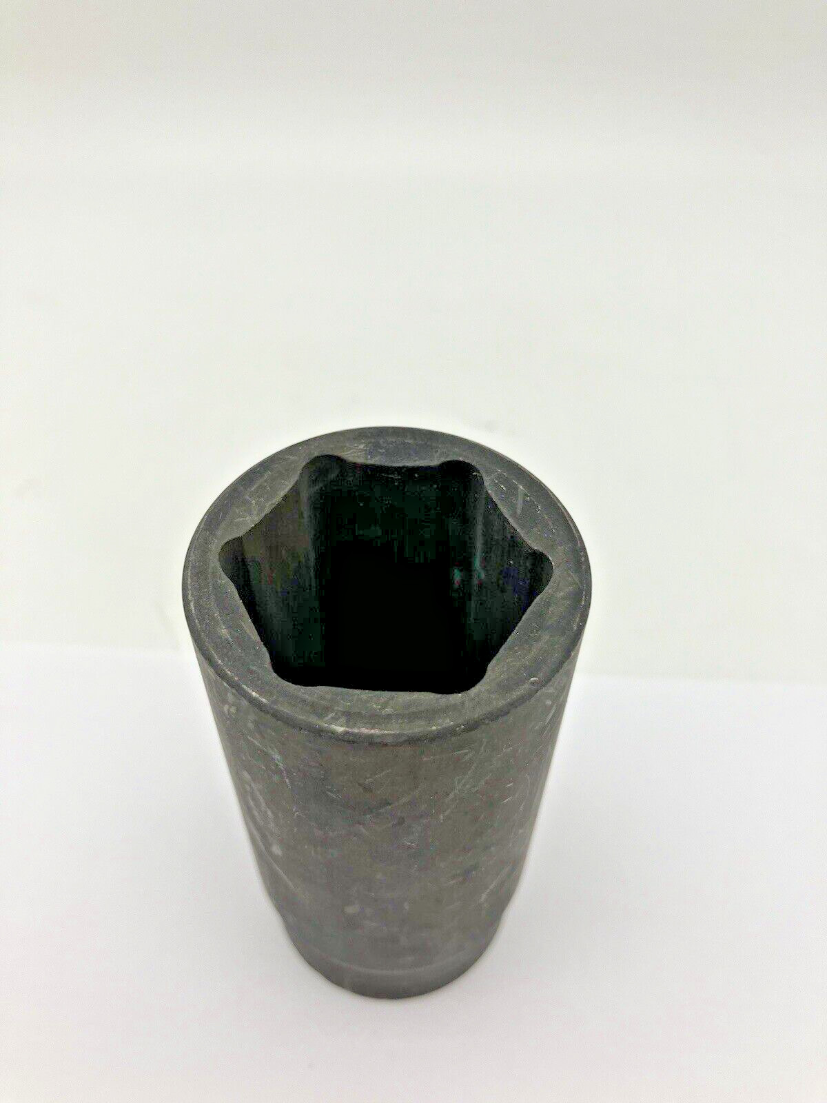 Performance Tool W80548 1/2″ Drive 29 mm 6 Point Axle Nut Socket