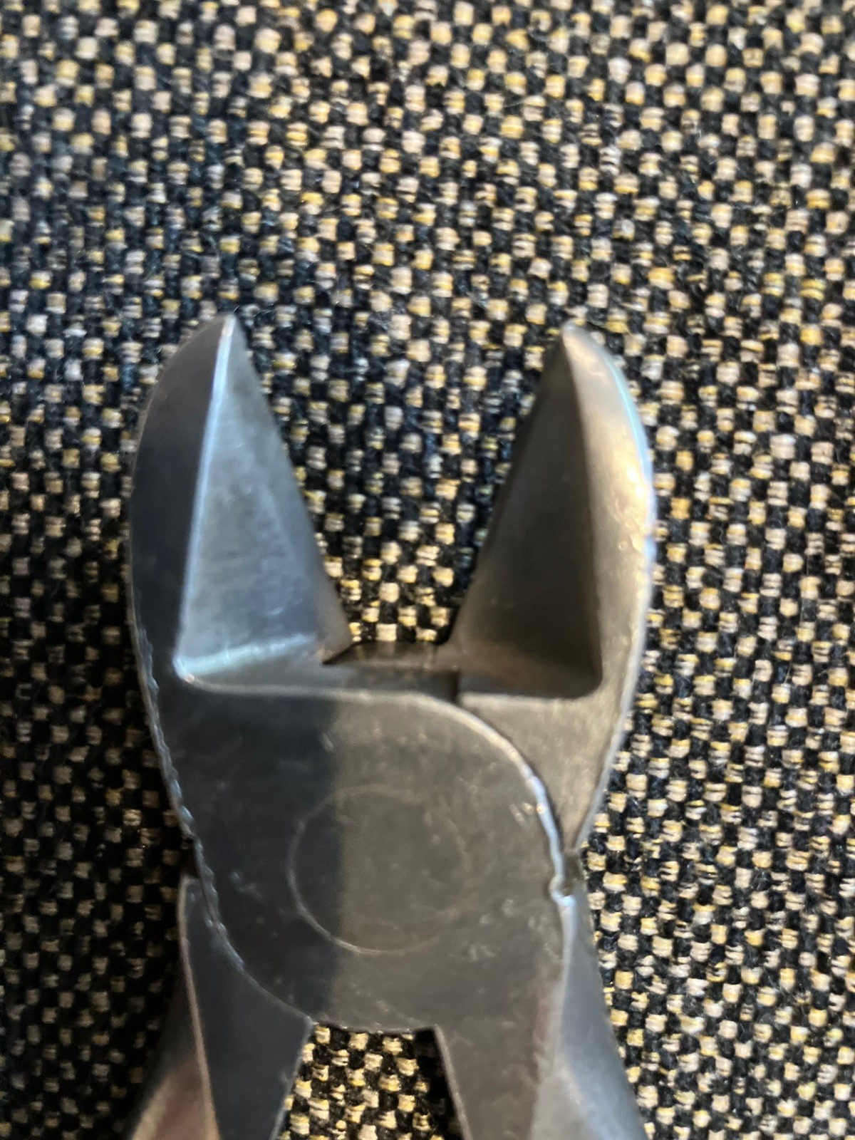 (a) Snap On Tools No. 87 Vacuum Grip Diagonal Cutter 7.25”