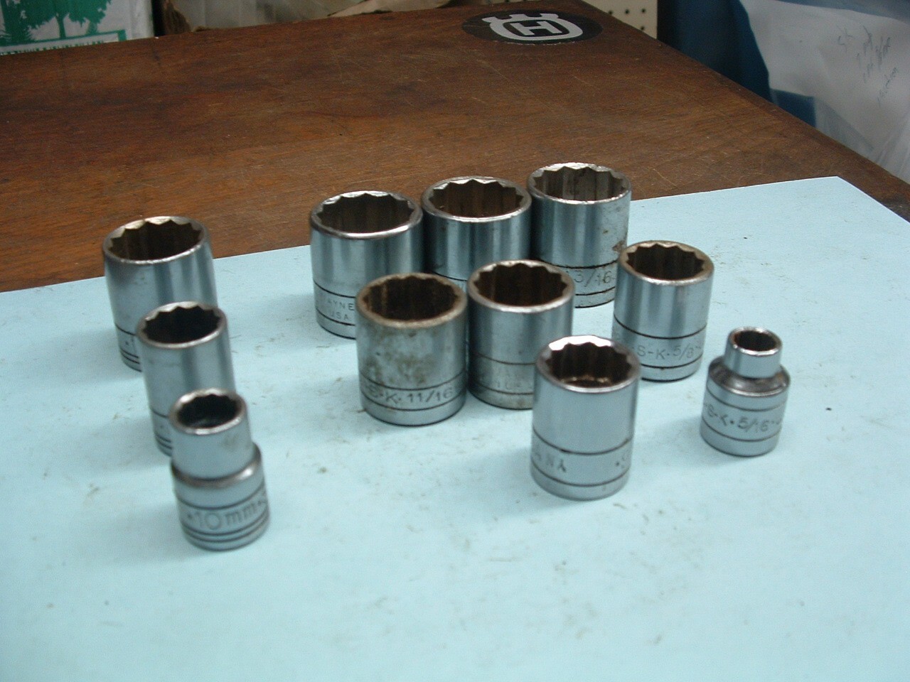 11 PIECE ASSORTMENT OF SPARE S-K SOCKETS 3/8″ DRIVE 2 BUCKS EACH + 8 SHIPPING
