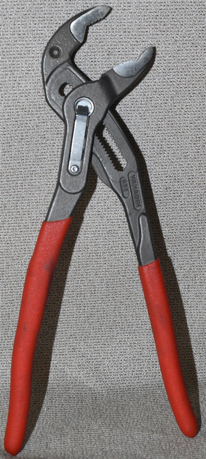 Mac Tools P10C Cobra Self-Gripping 10in Pliers