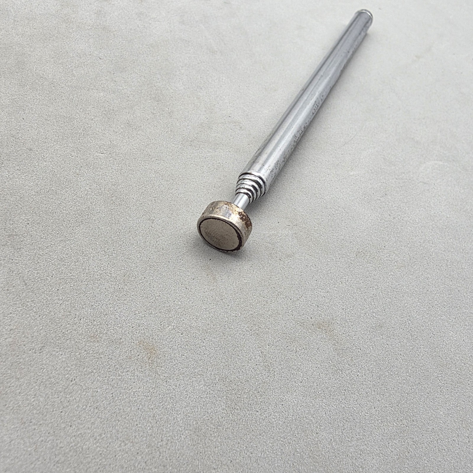 Telescopic Magnetic Pick Up Tool Long Reach