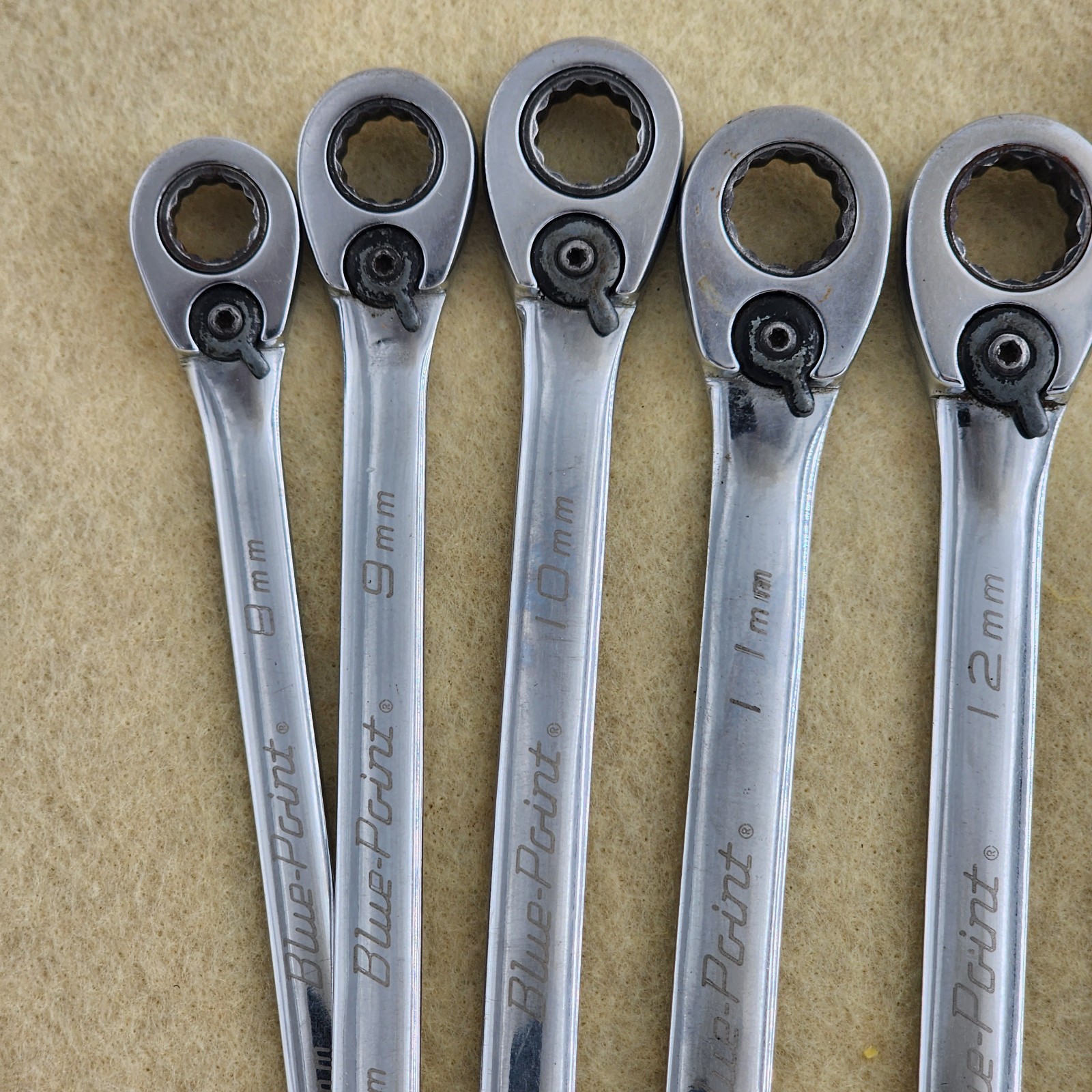 Blue-Point 12 Pc Metric Reversible Ratcheting Combination Wrench Set 8mm-19mm Sn